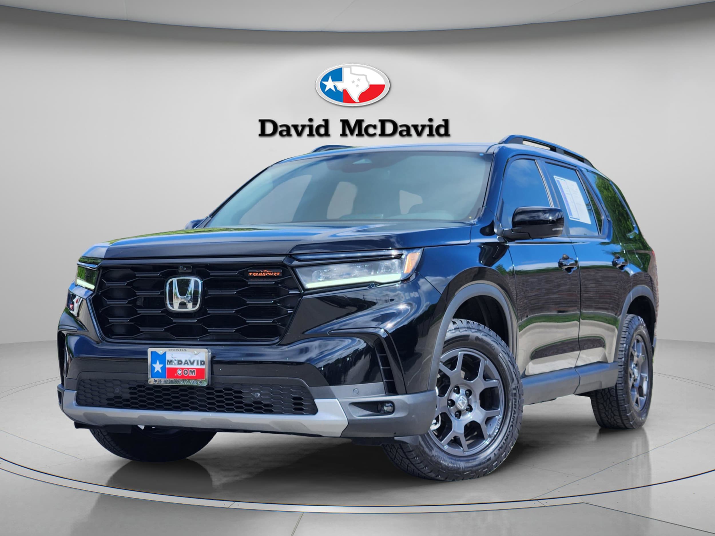 2025 Honda Pilot TrailSport AWD's photo