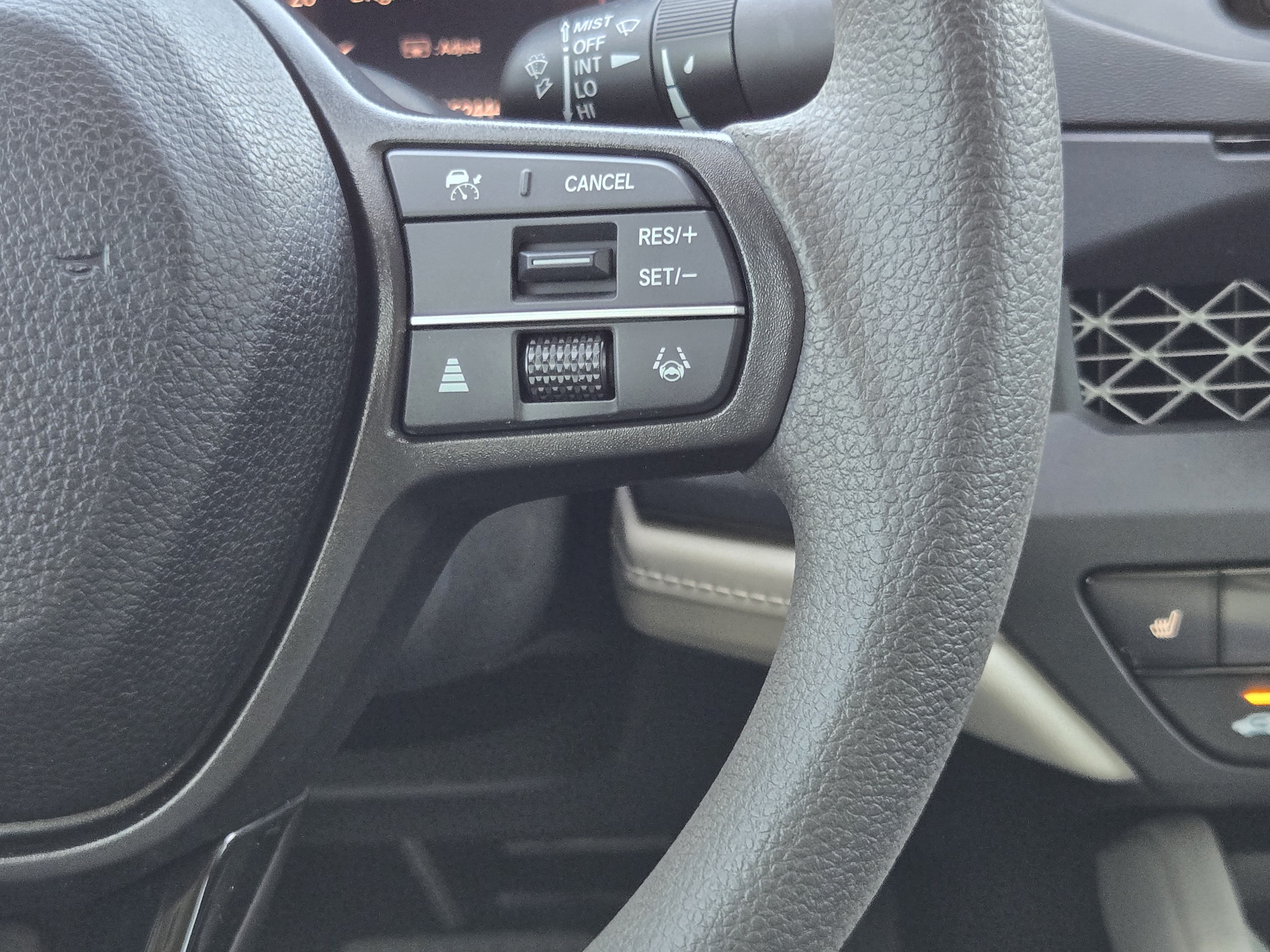 2023 Honda Accord EX - Photo 30