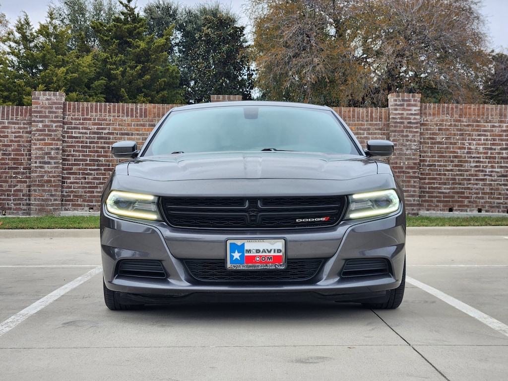 Used 2018 Dodge Charger SXT Sedan
