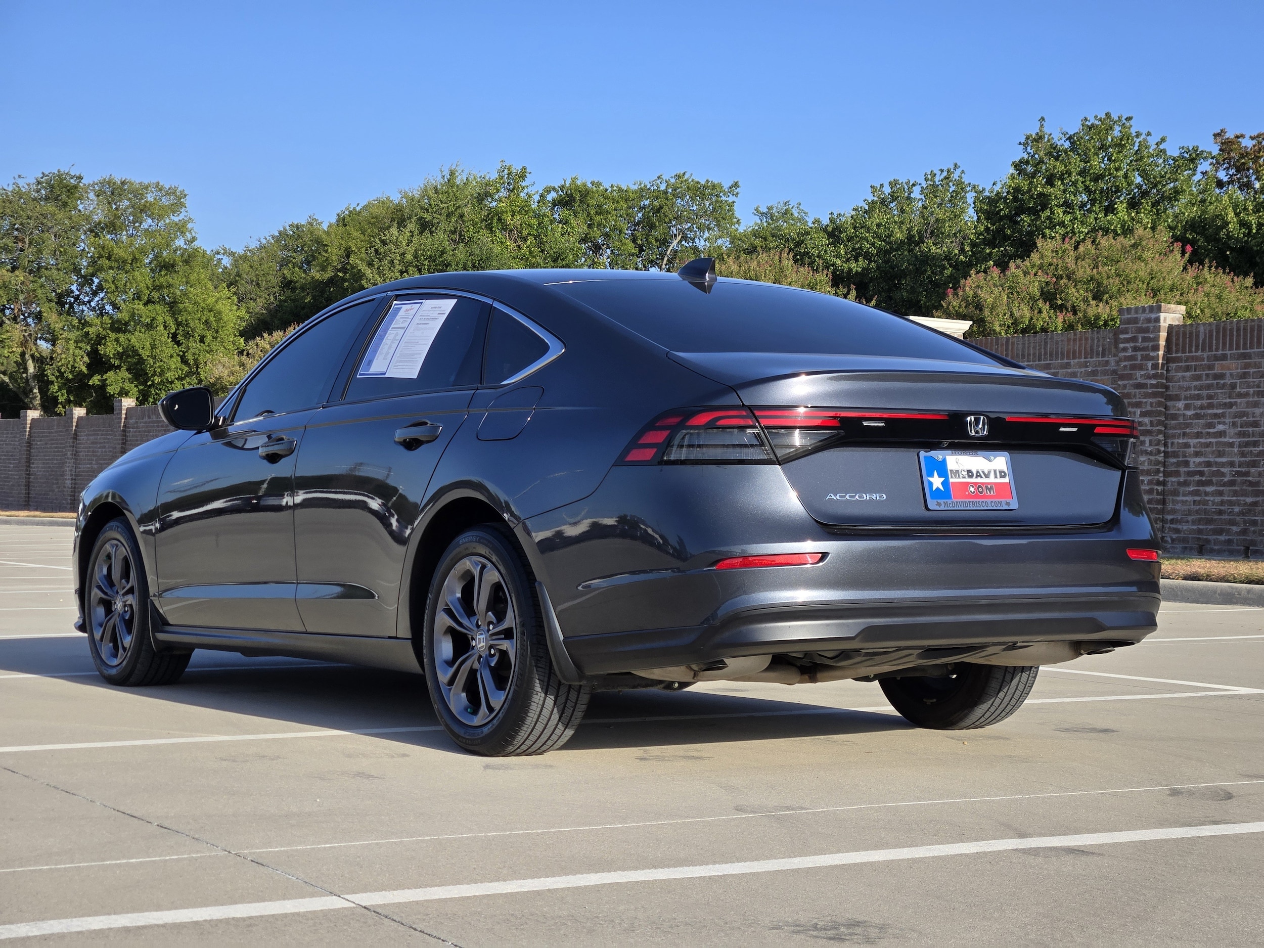 2023 Honda Accord EX - Photo 8