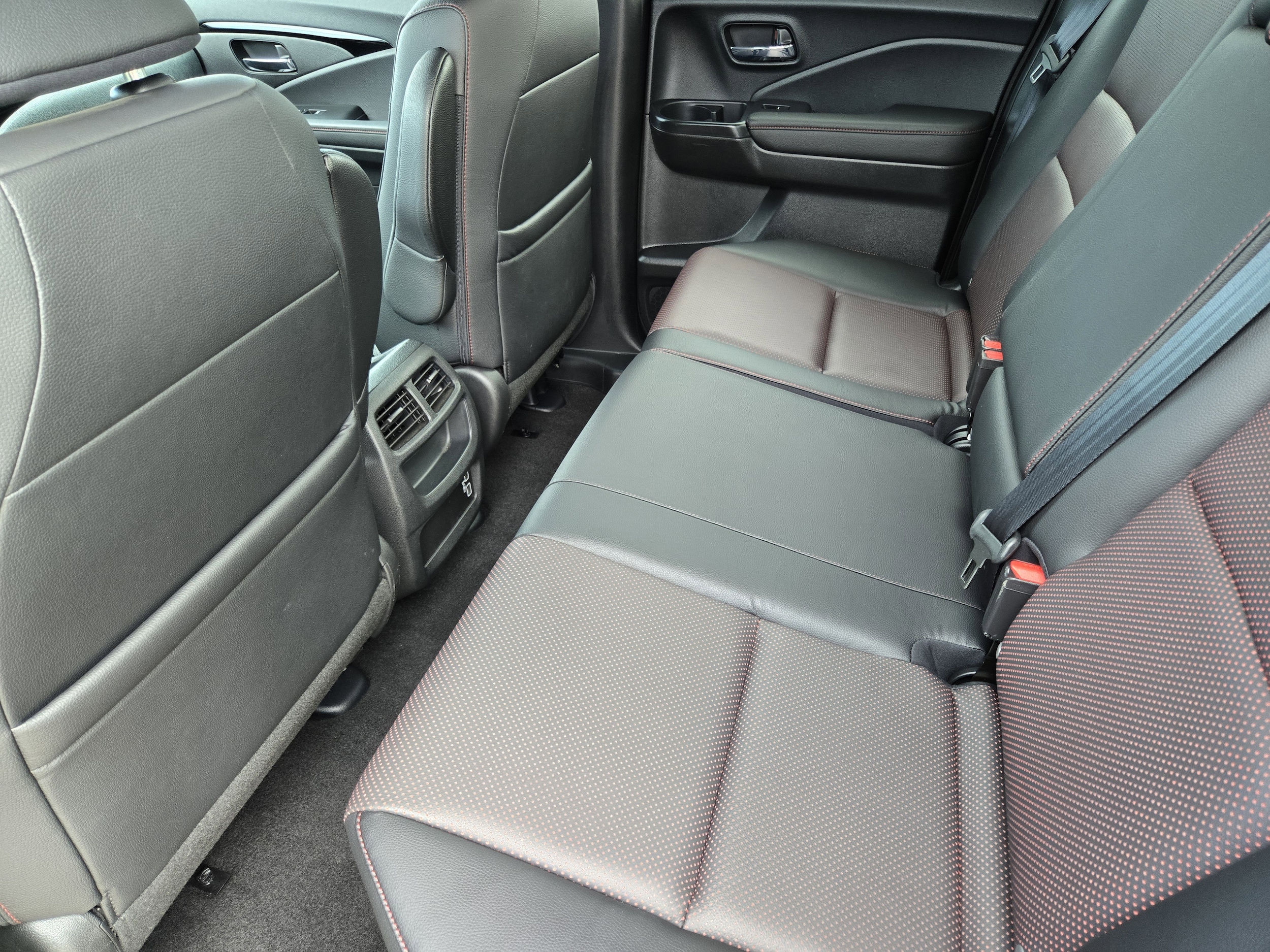 2023 Honda Ridgeline Black Edition - Photo 30