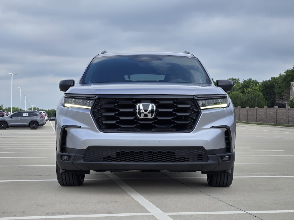 Used 2023 Honda Pilot Sport SUV
