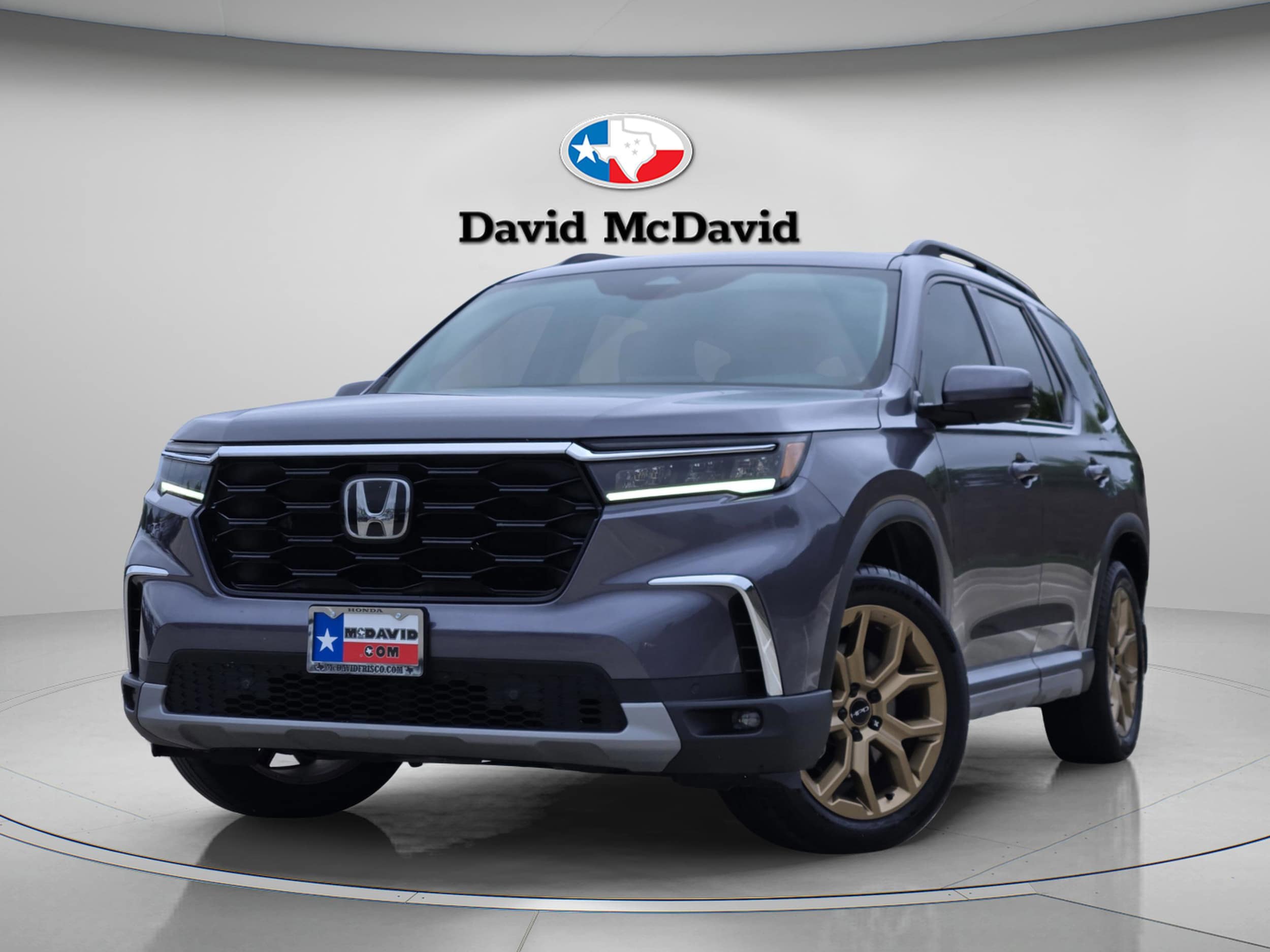 2024 Honda Pilot Touring 2WD's photo