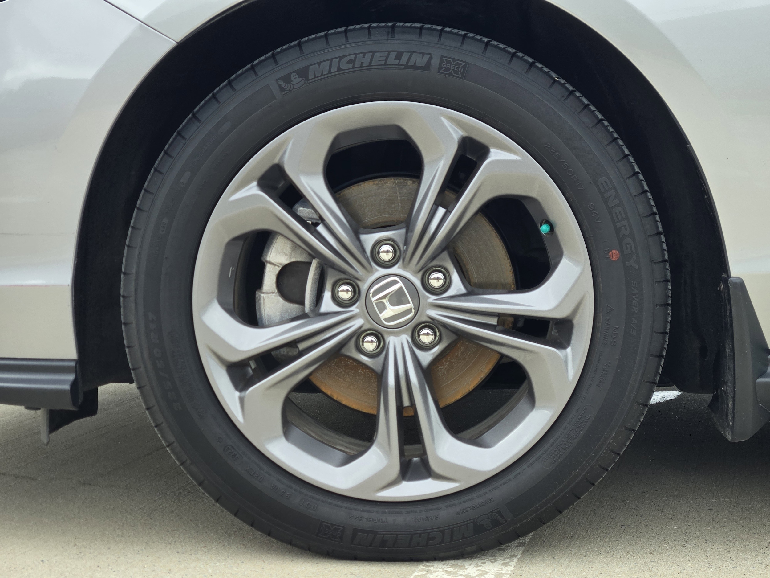 2024 Honda Accord EX - Photo 11