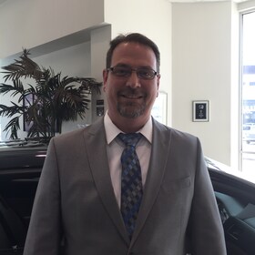 Staff member Michael Baker from ID_af4332b763f7