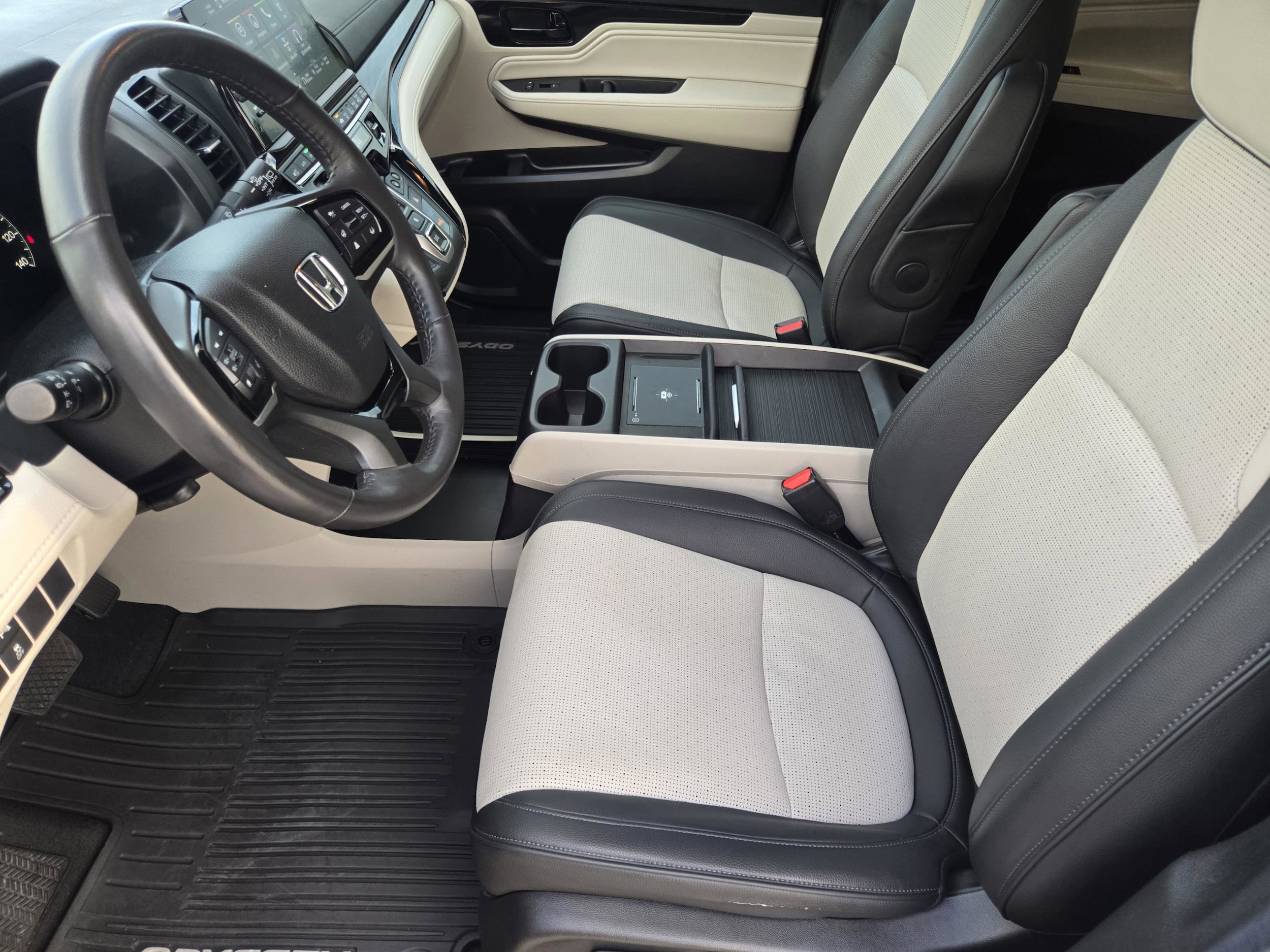2025 Honda Odyssey Elite - Photo 9