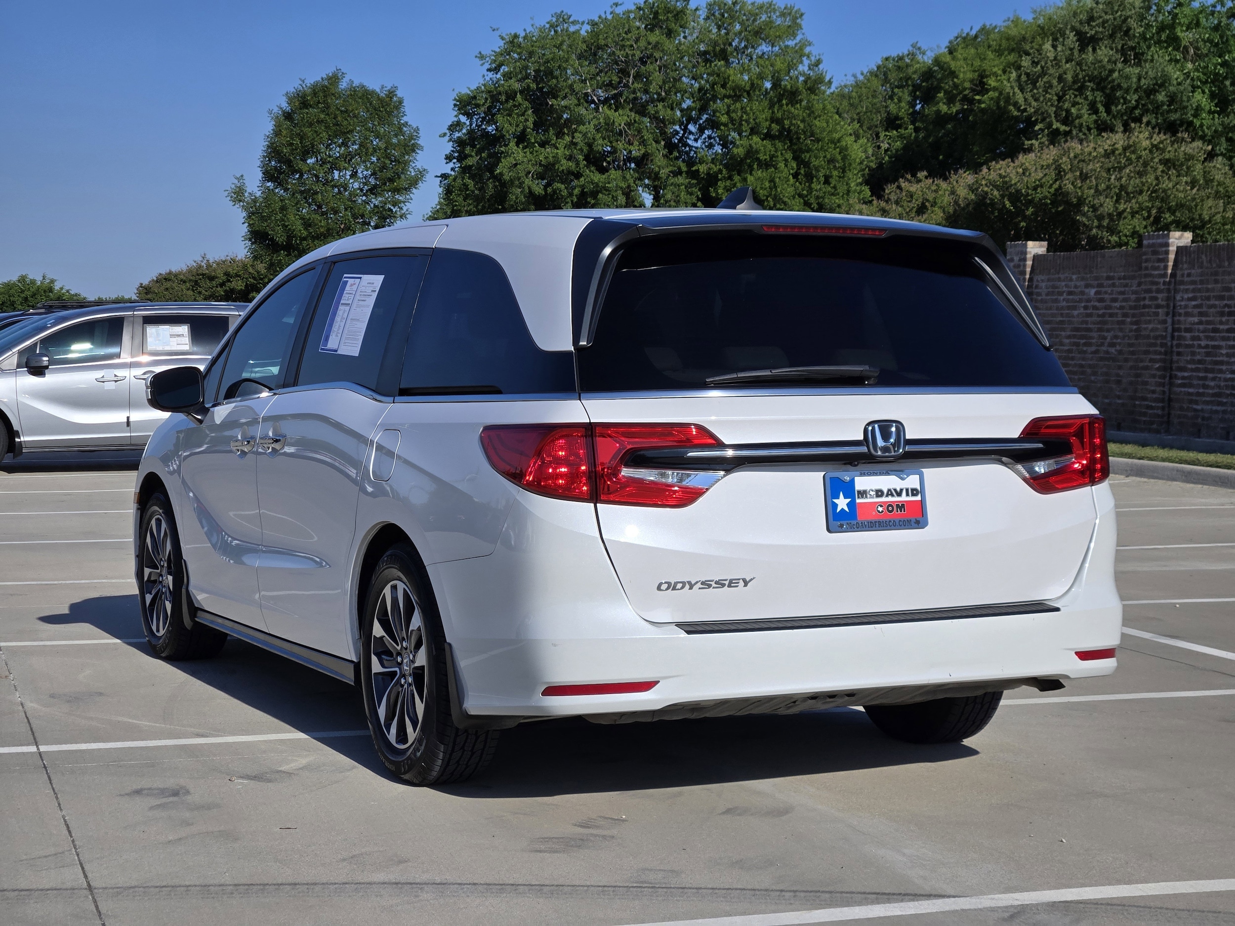 2023 Honda Odyssey EX-L - Photo 8