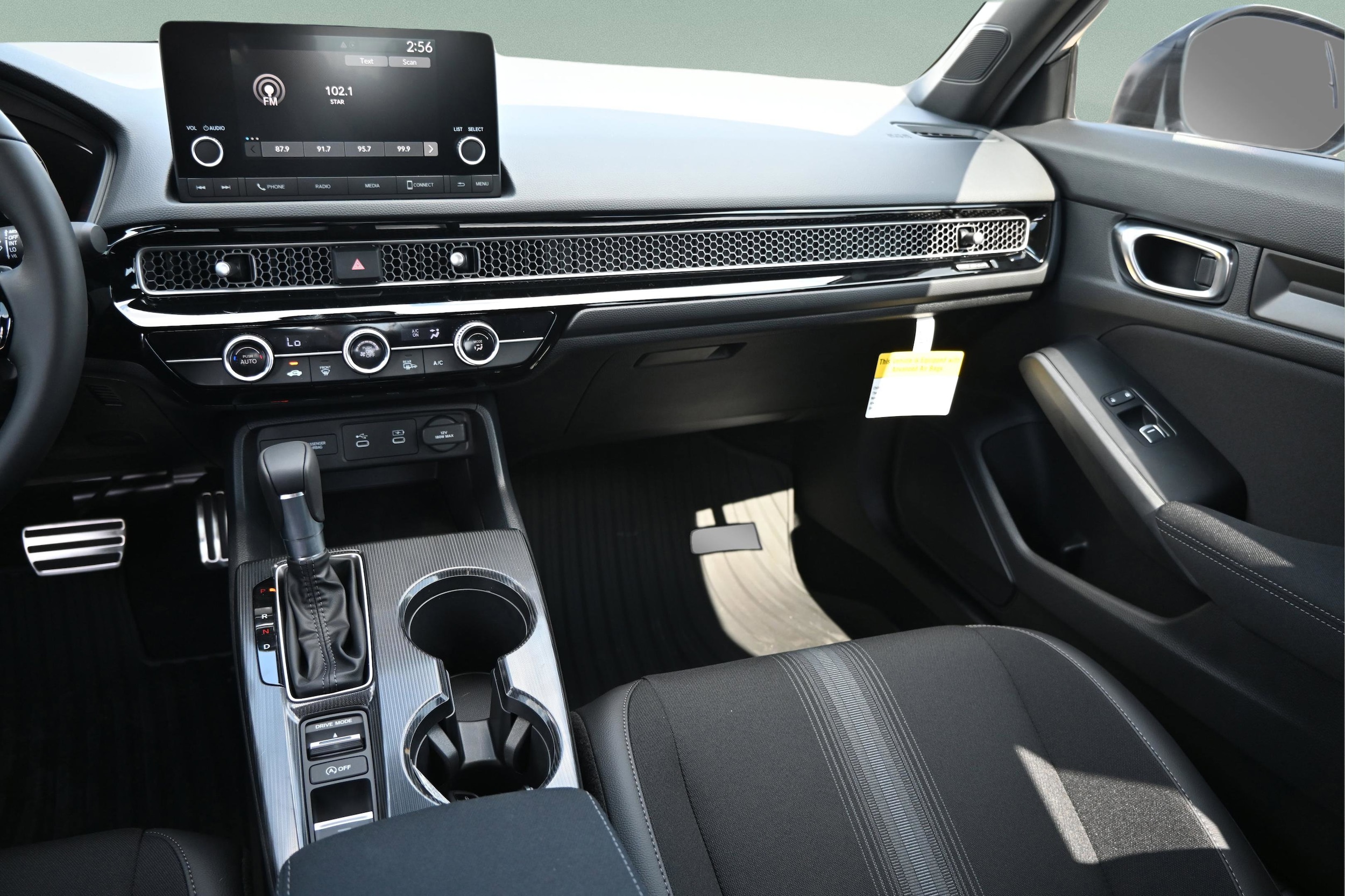 2026 Honda Civic Hatchback Sport - Photo 11