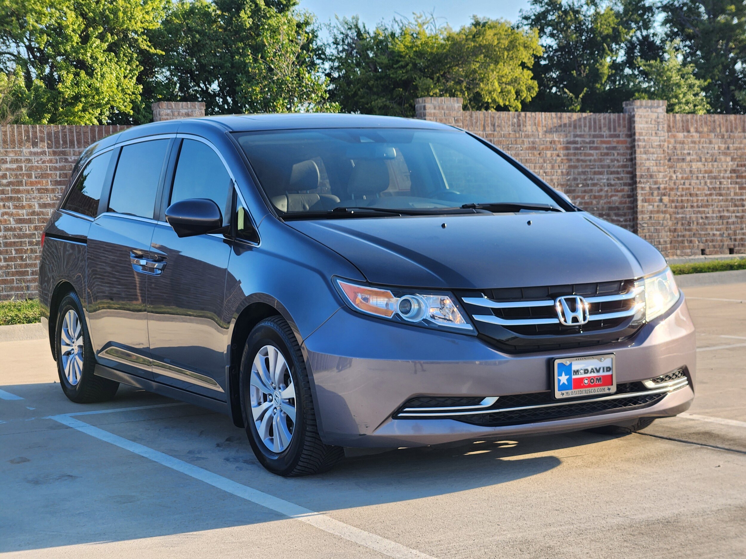 2016 Honda Odyssey EX-L photo 3