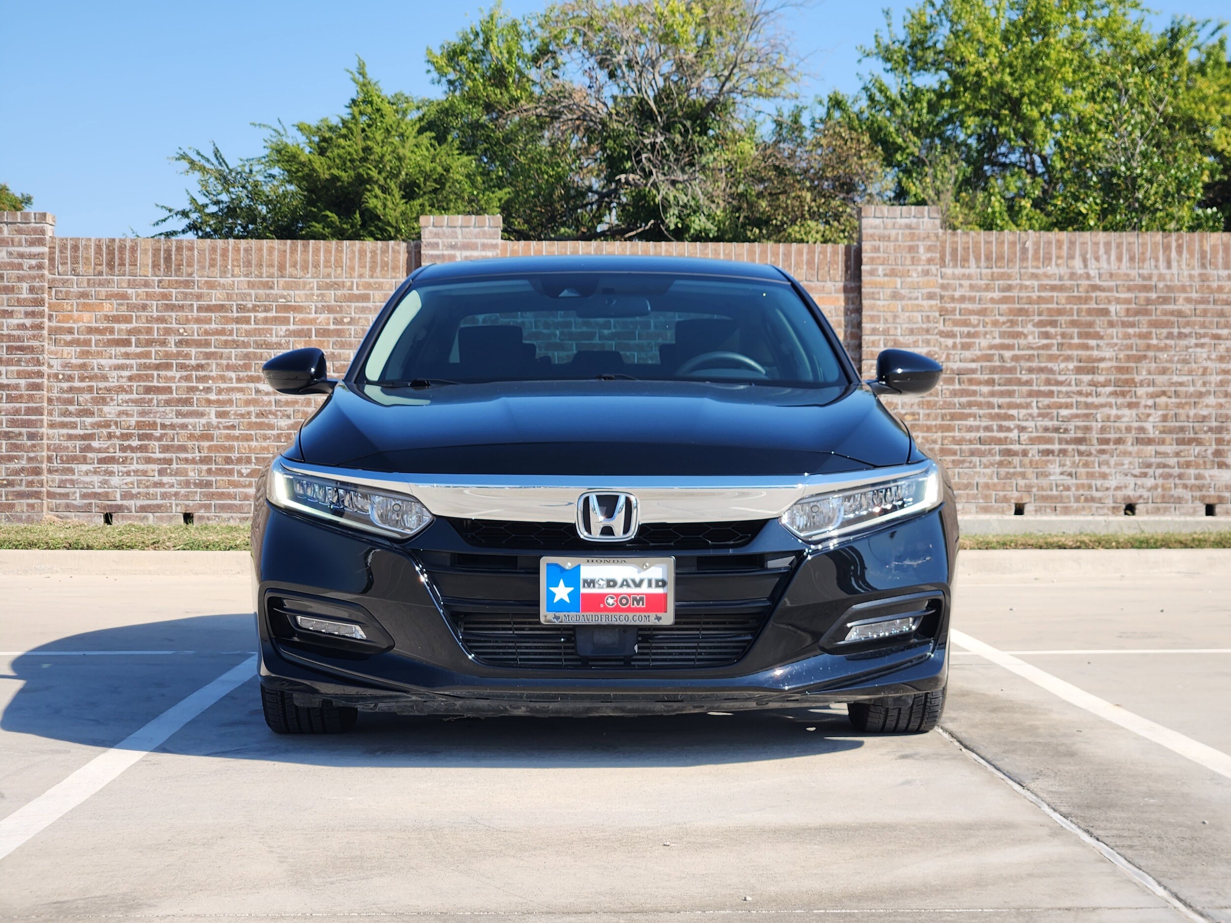 2018 Honda Accord EX photo 2