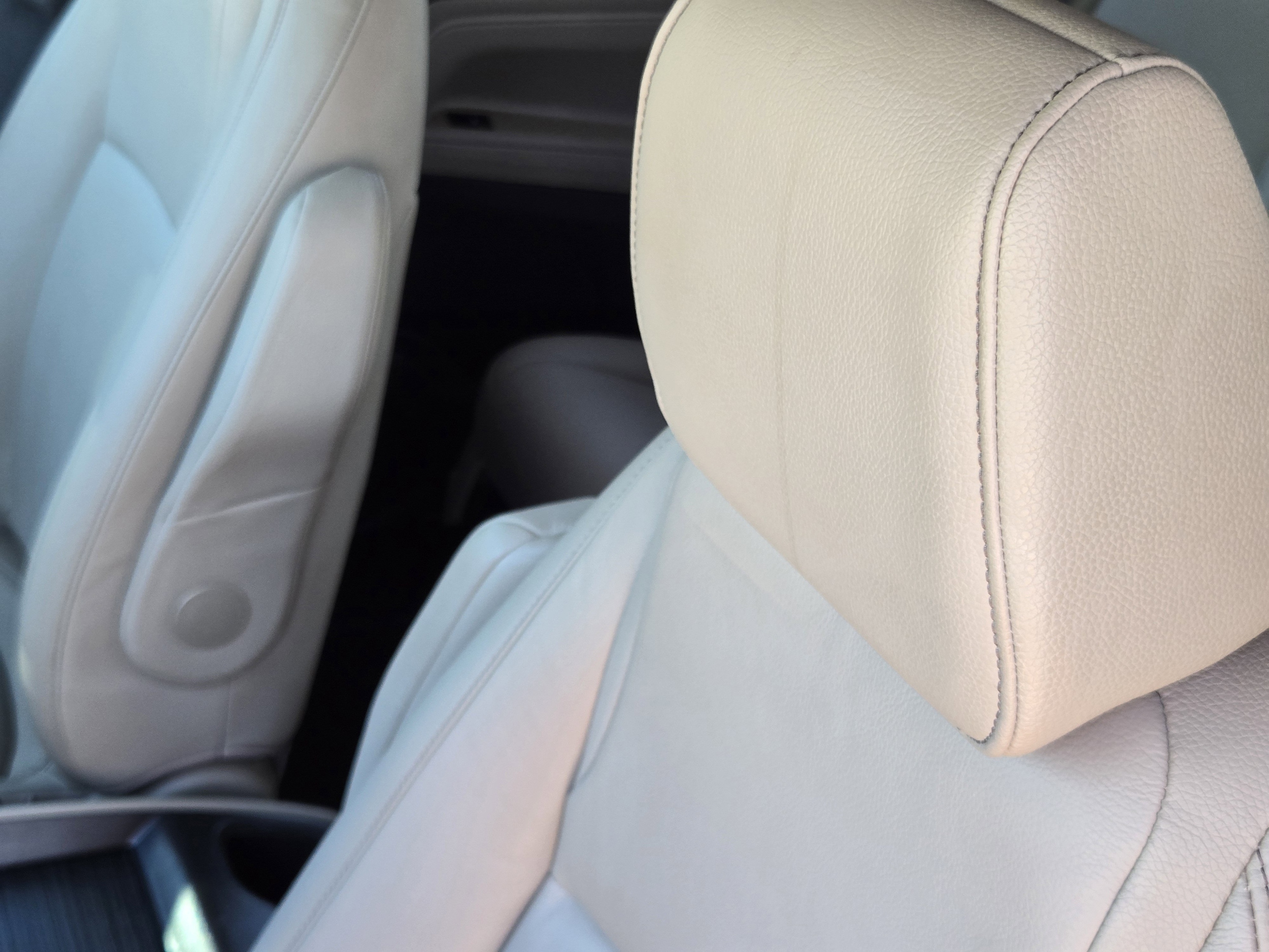 2023 Honda Odyssey EX-L - Photo 15