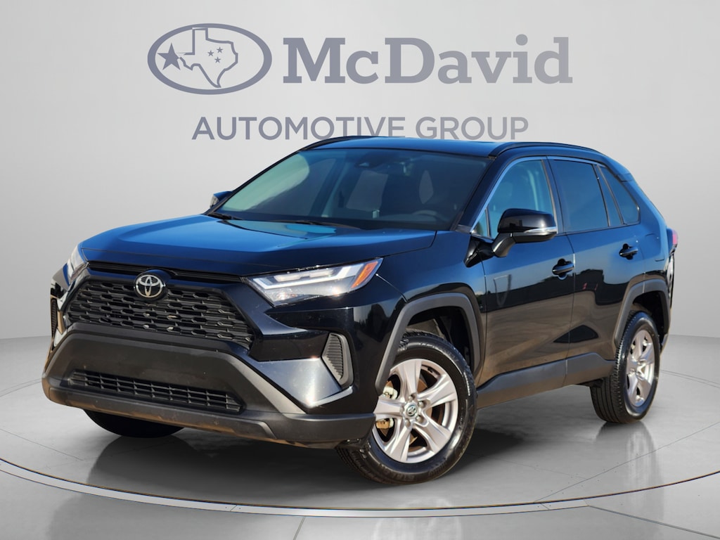 Used 2025 Toyota RAV4 XLE SUV