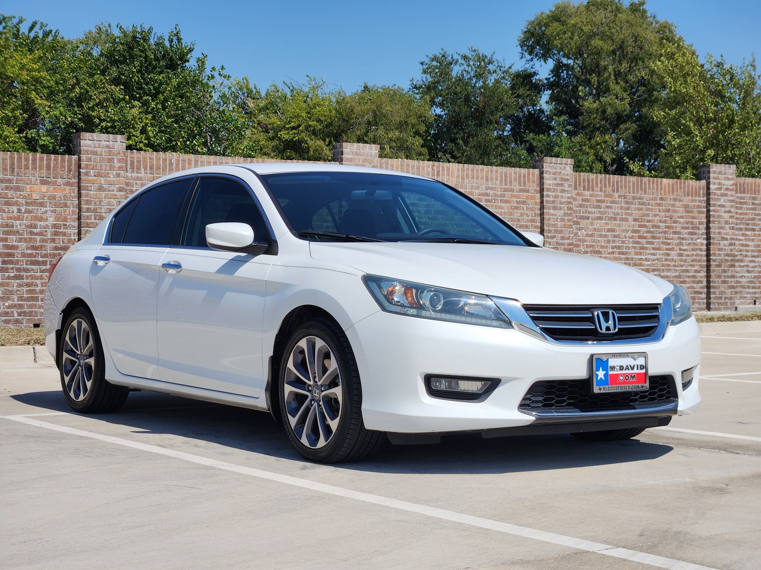 2015 Honda Accord Sport photo 3