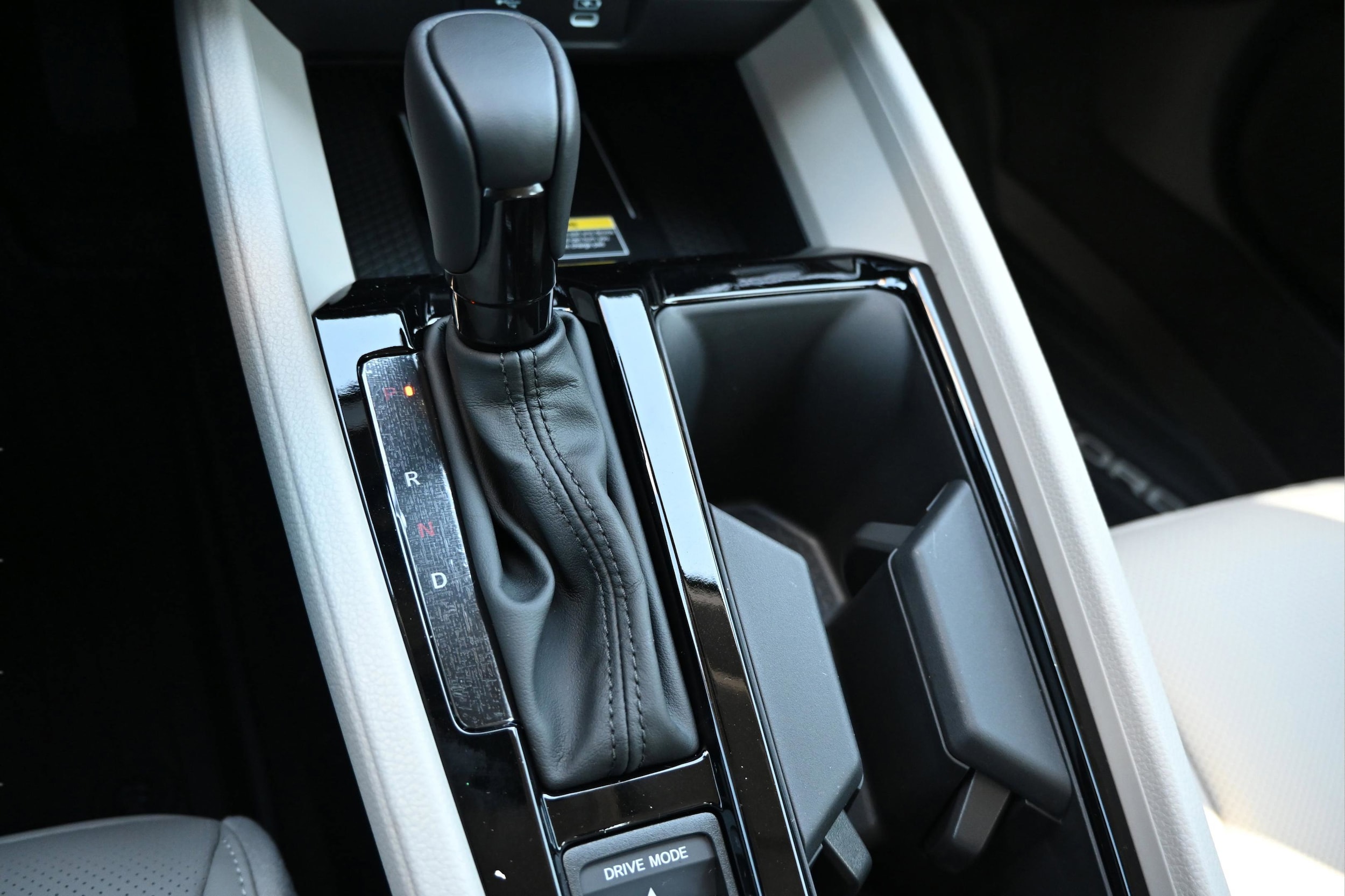 2025 Honda Accord Hybrid EX-L - Photo 26