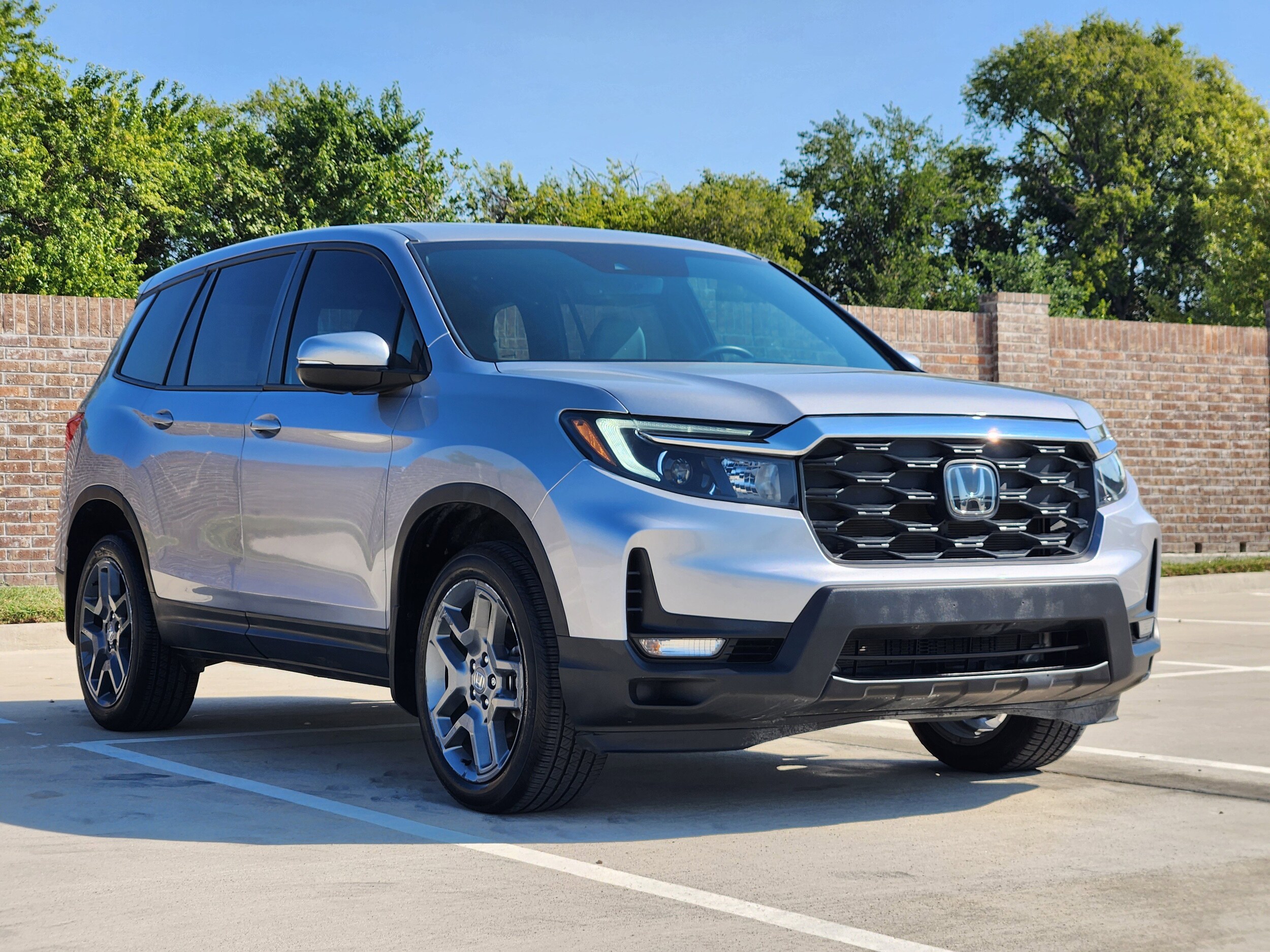 2023 Honda Passport EX-L photo 3