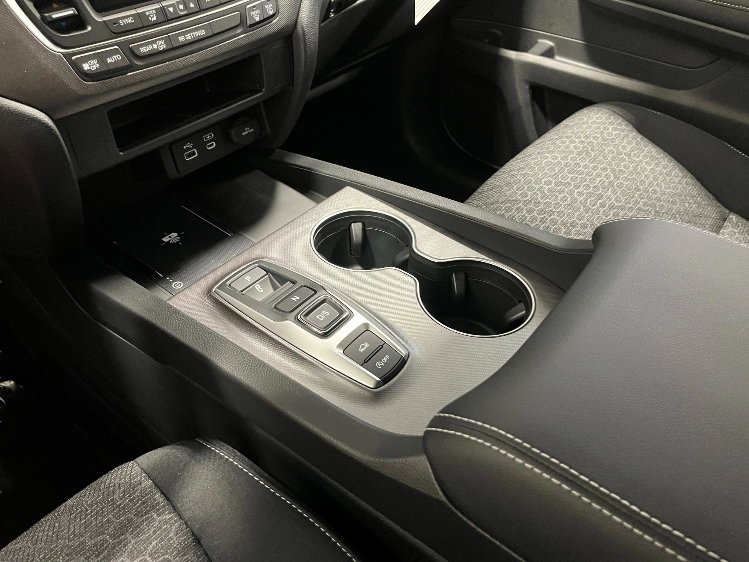 2026 Honda Ridgeline Sport - Photo 17