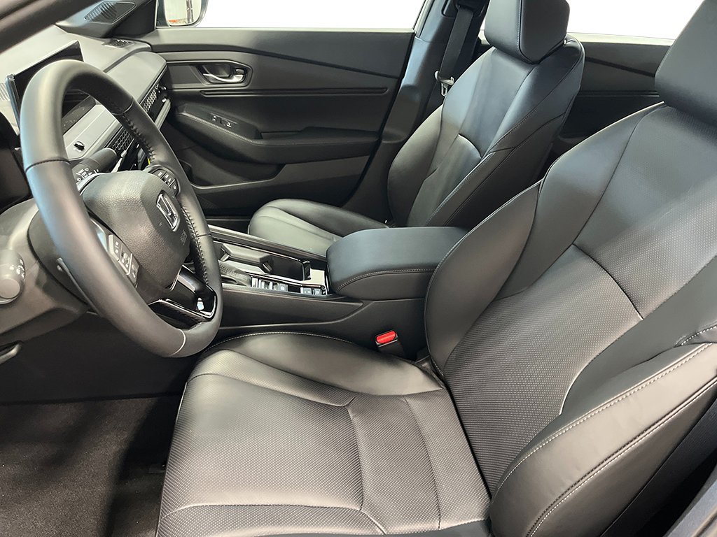 2026 Honda Accord Hybrid Sport-L - Photo 17