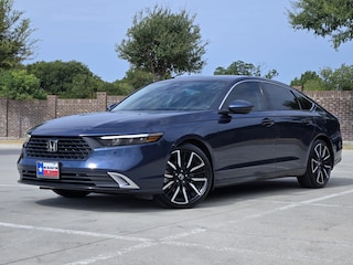 2023 Honda Accord Hybrid Touring w/BSI Sedan