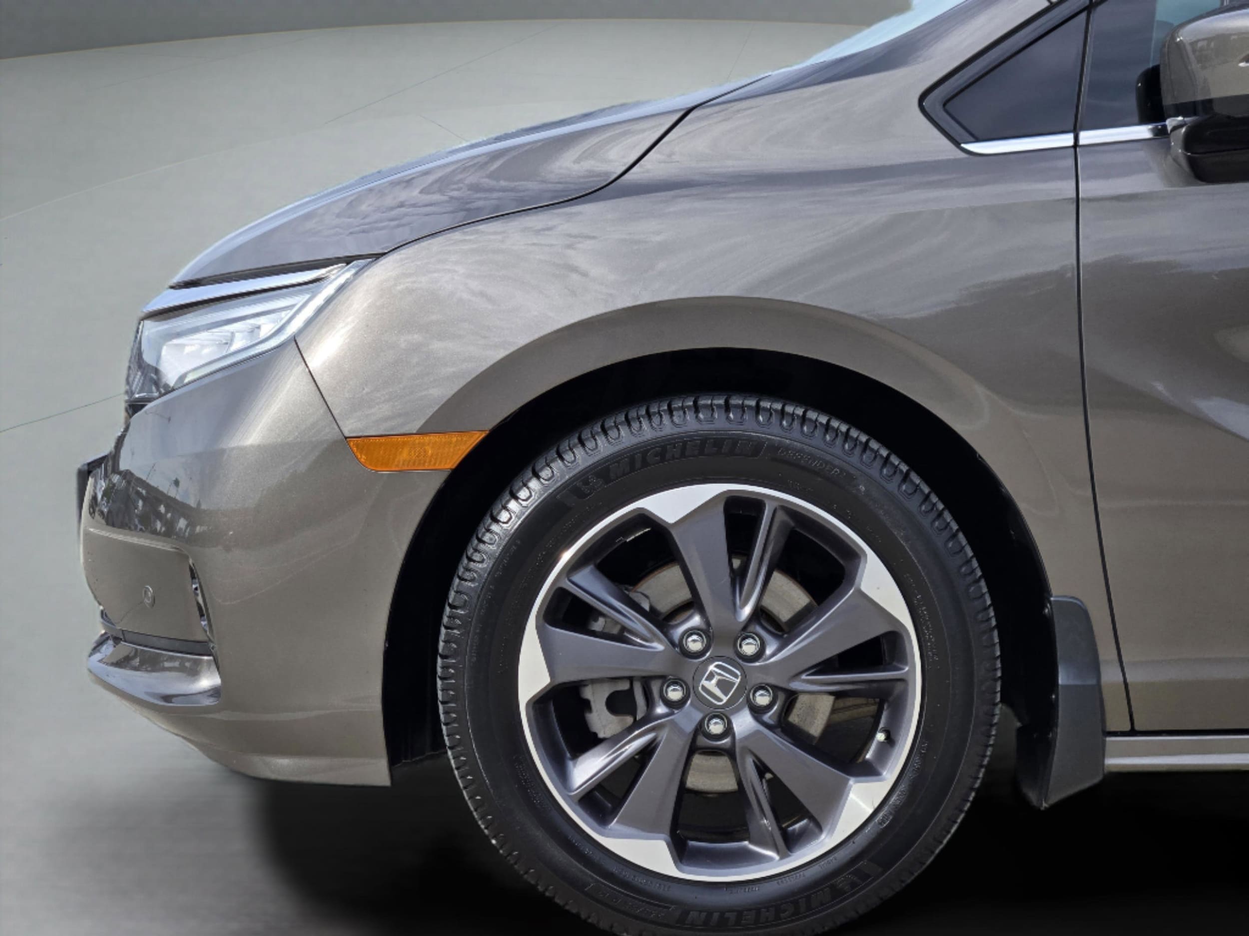 2022 Honda Odyssey Elite - Photo 30