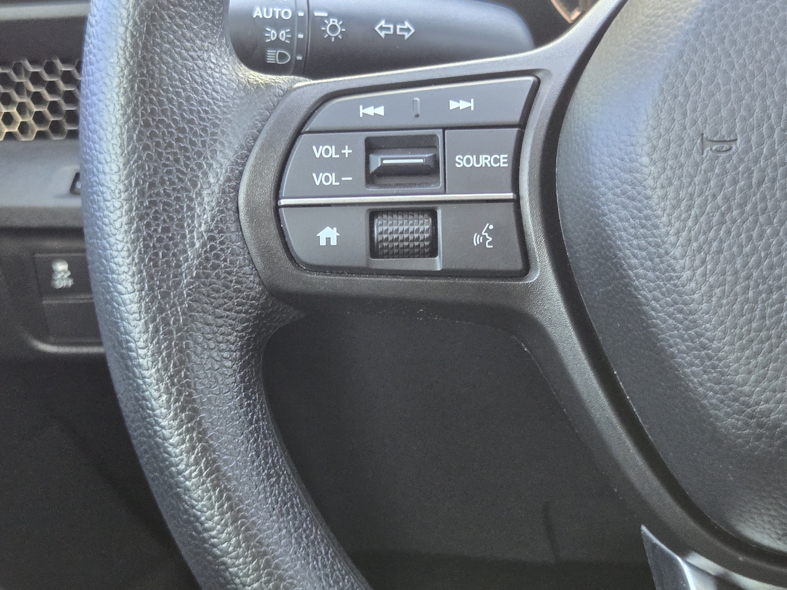 2024 Honda CR-V LX - Photo 29
