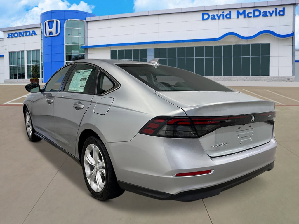 2025 Honda Accord LX photo 3