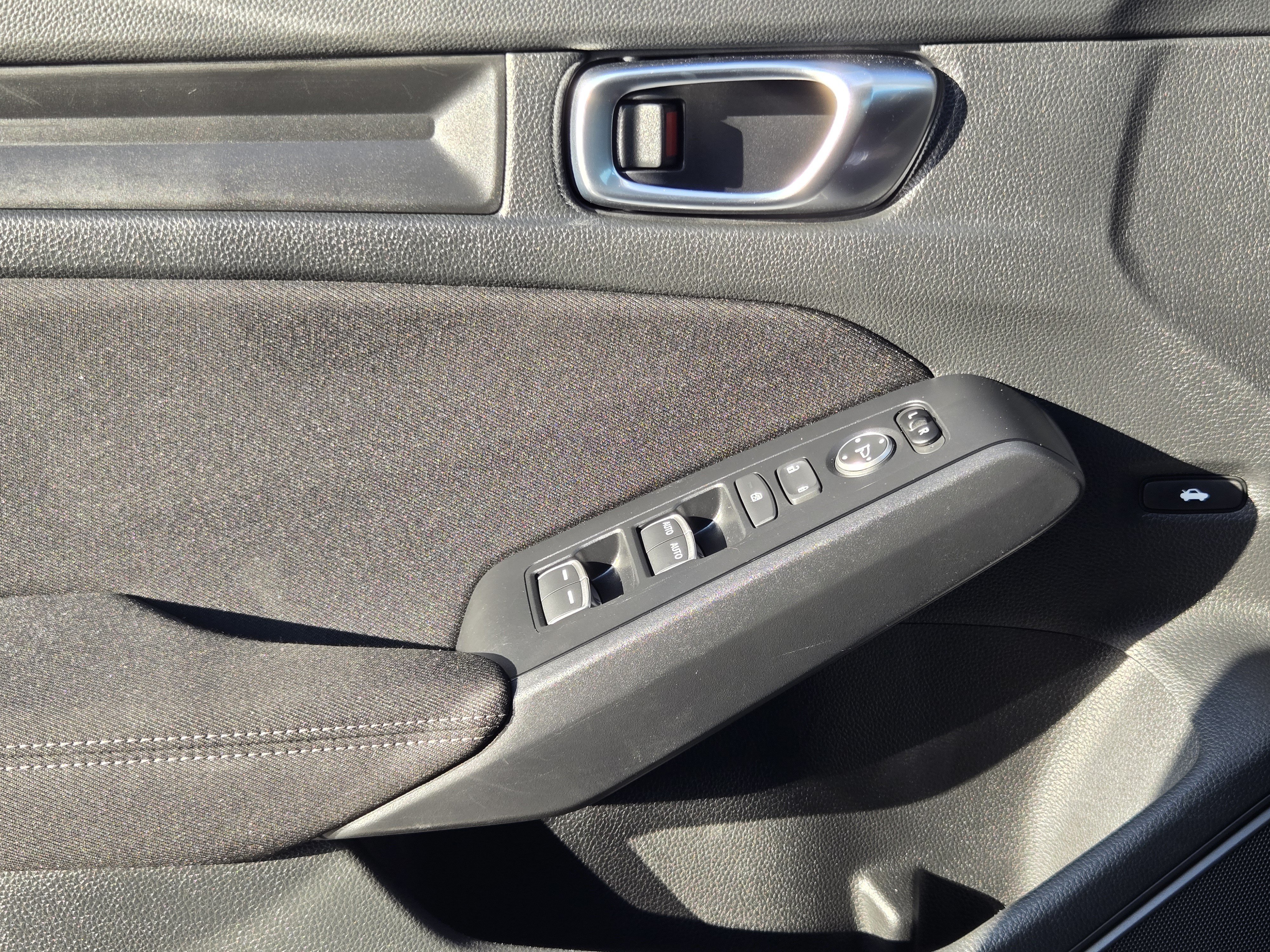 2026 Honda Civic LX - Photo 25