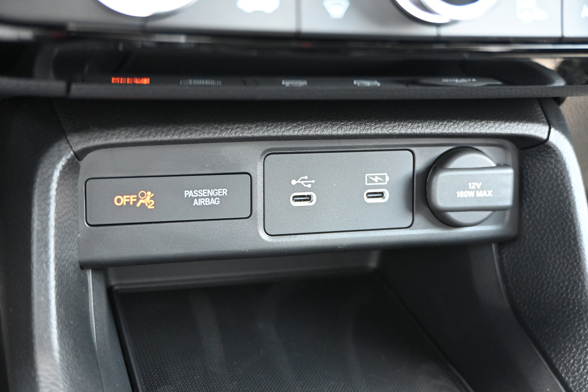 2026 Honda Civic Hatchback Sport - Photo 24