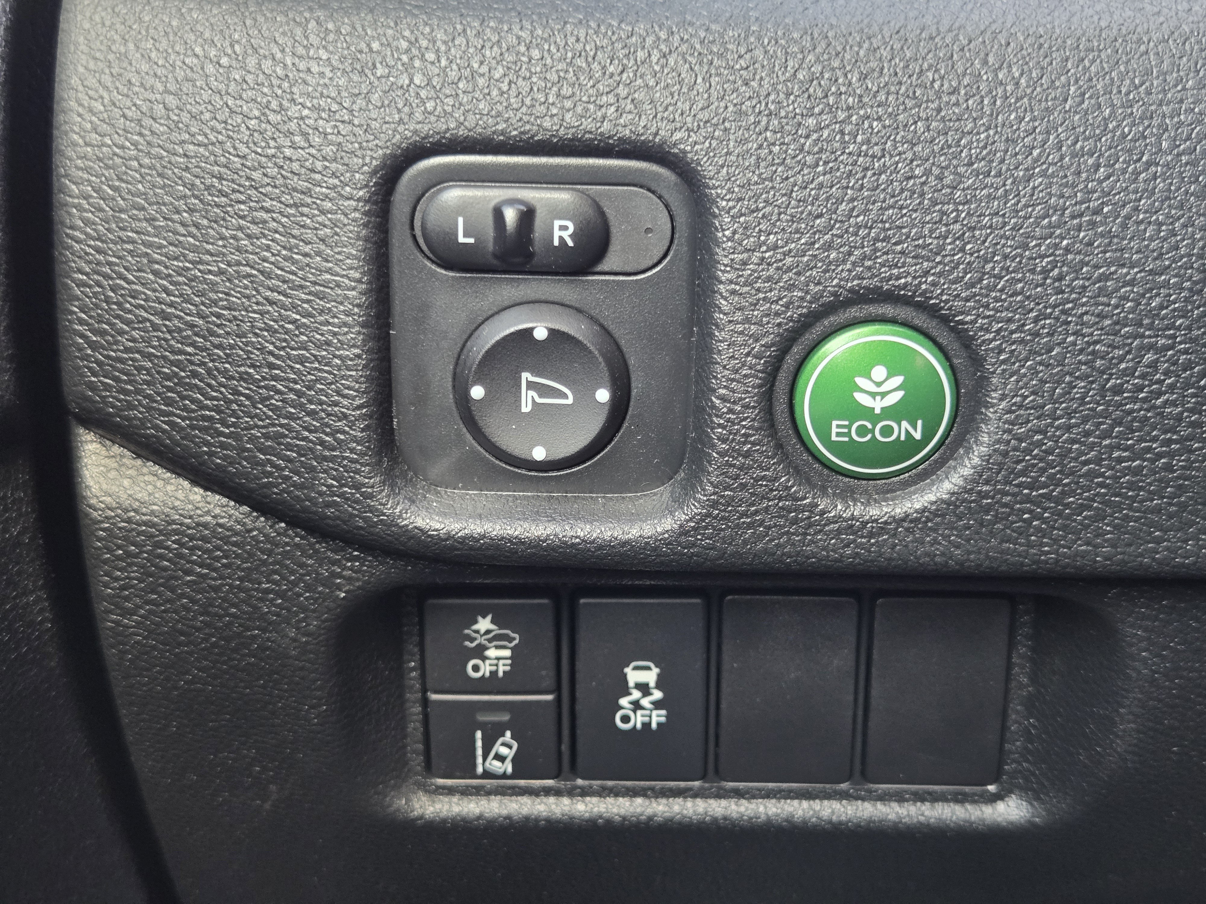 2022 Honda Pilot SE - Photo 23