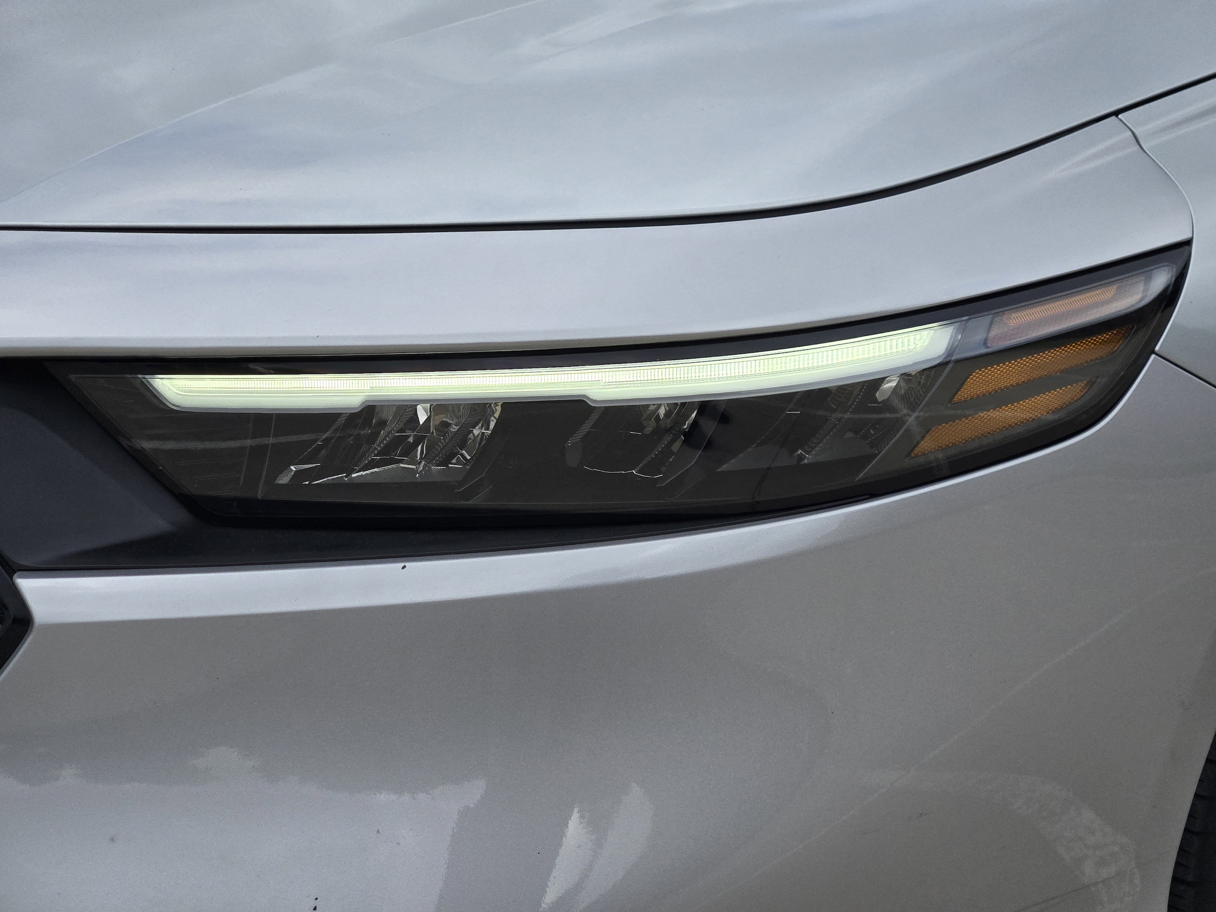2024 Honda Accord EX - Photo 9