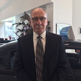 Staff member John Brown from ID_af4332b763f7