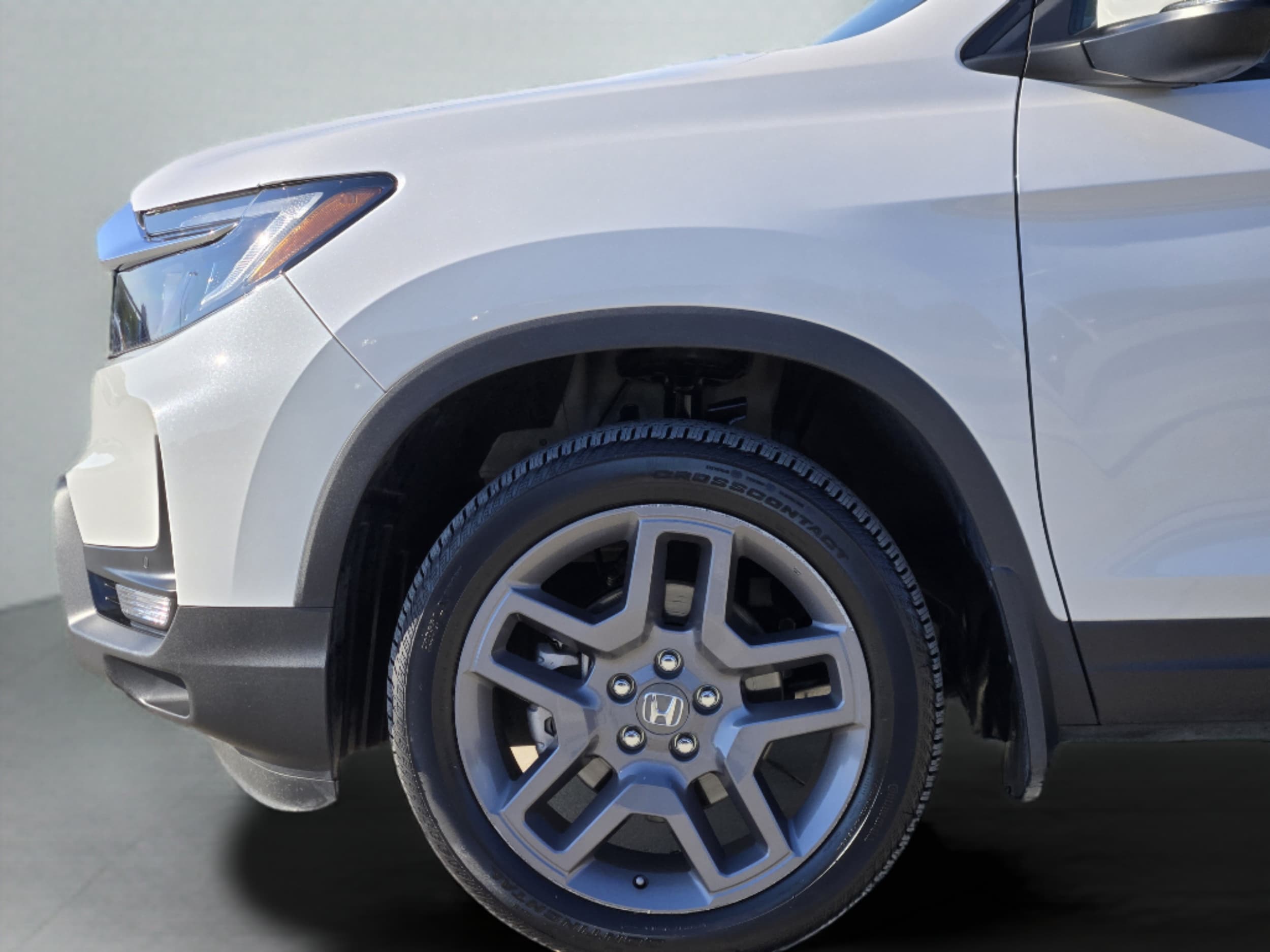 2023 Honda Passport EX-L - Photo 30