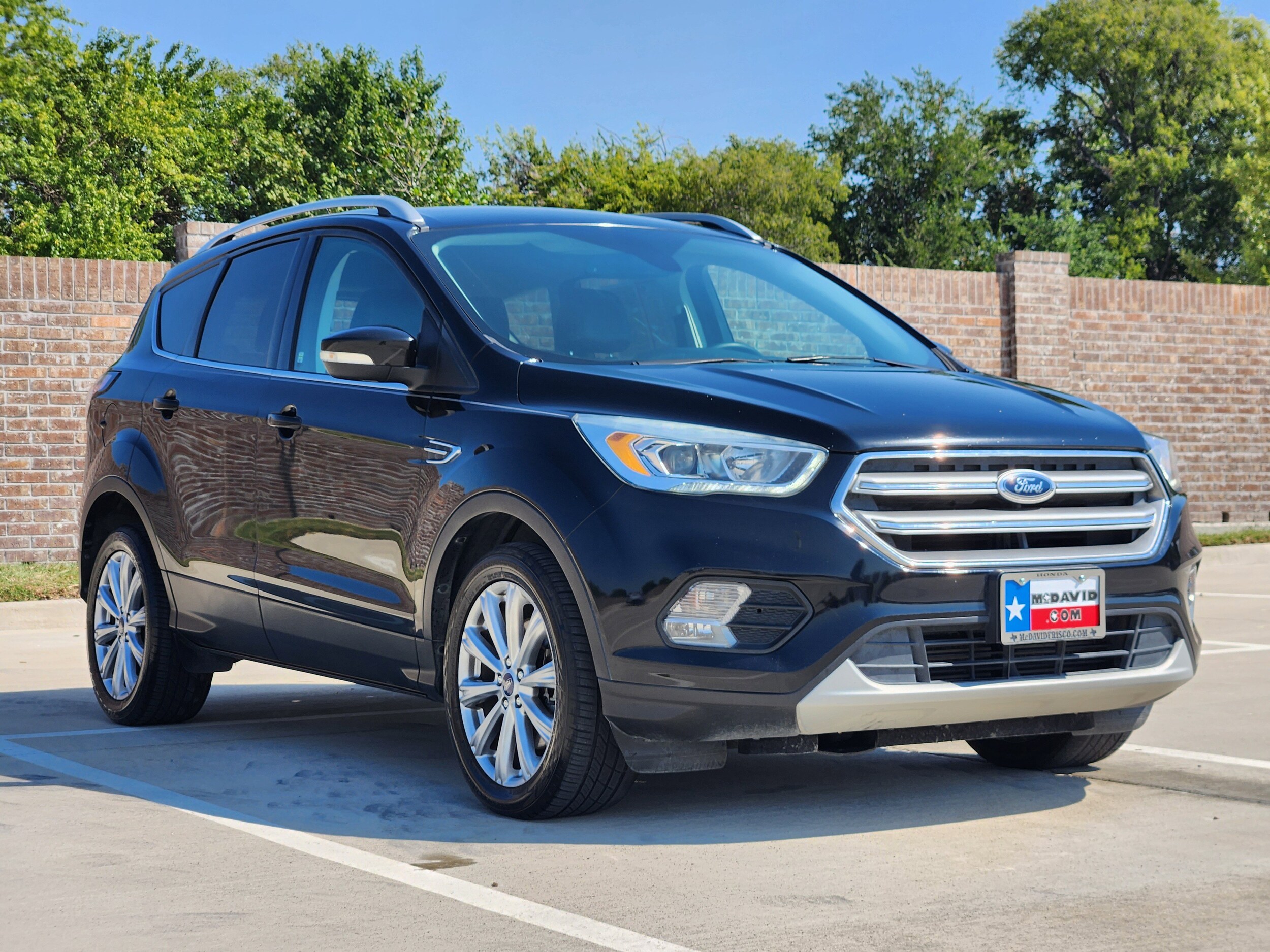 2017 Ford Escape Titanium photo 3