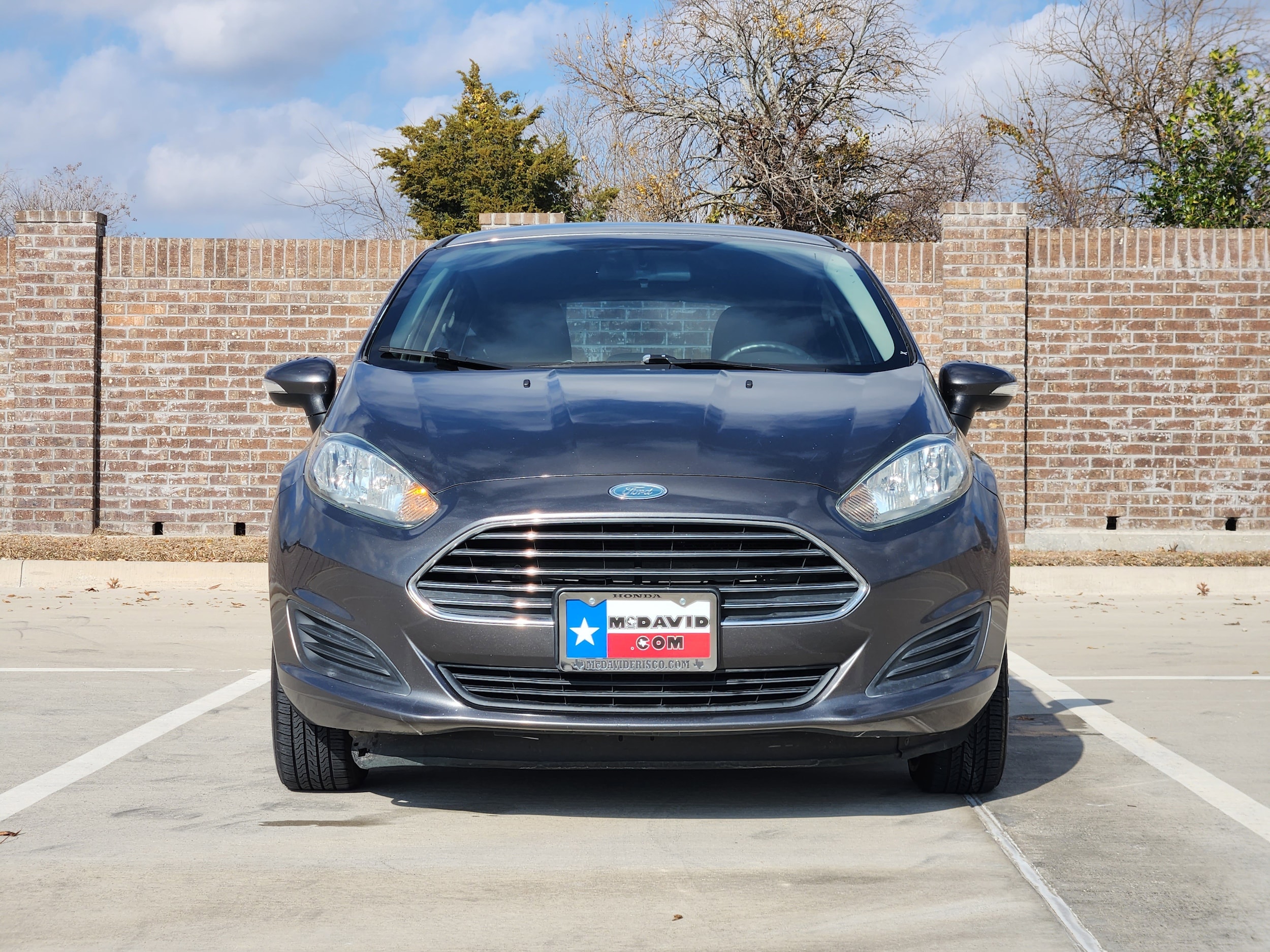 Used 2015 Ford Fiesta SE with VIN 3FADP4EJ7FM158482 for sale in Frisco, TX