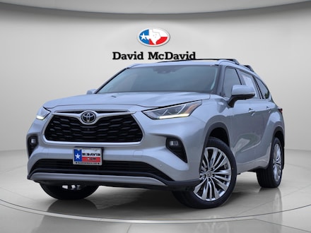2024 Toyota Highlander LE SUV