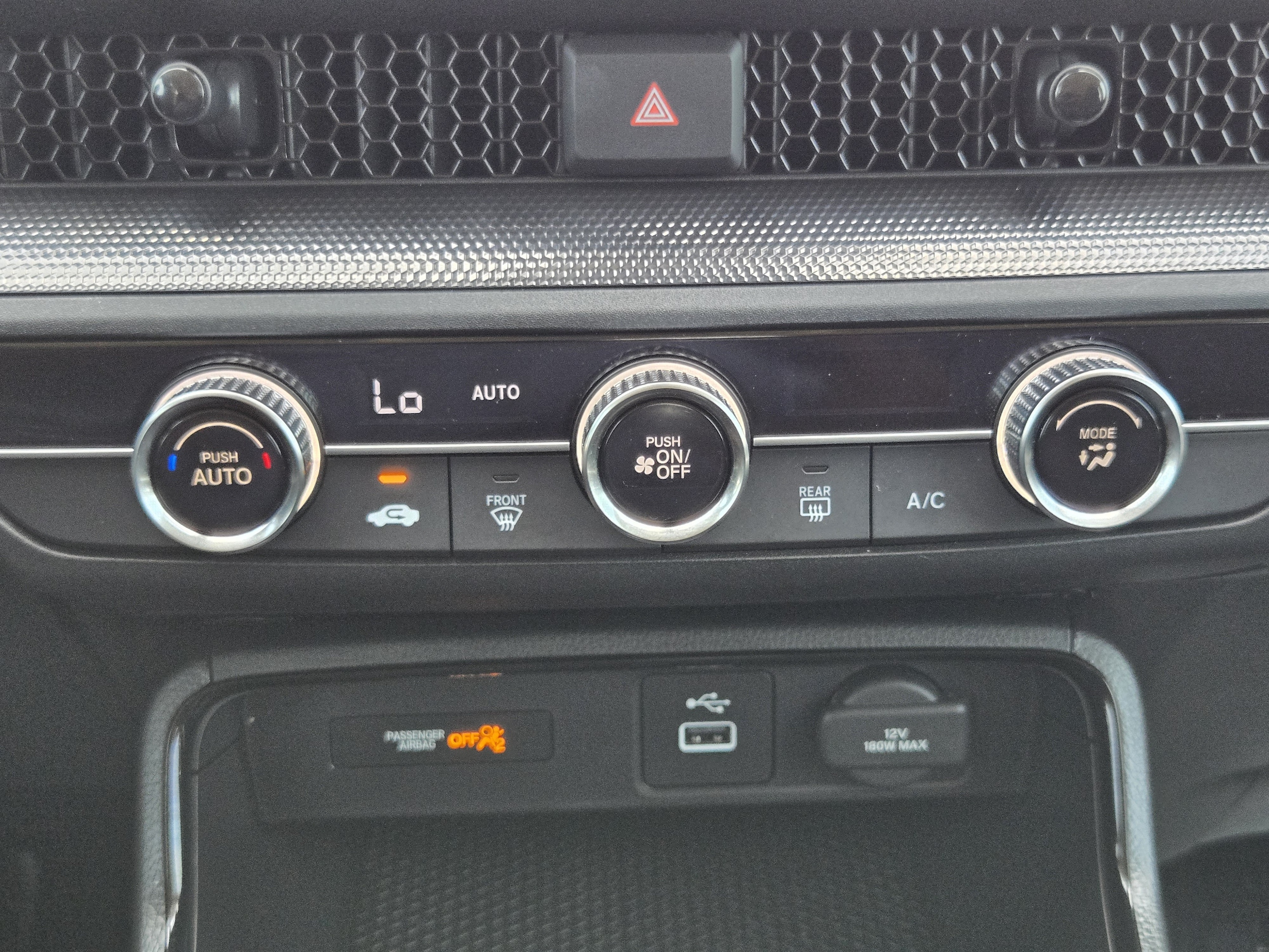 2025 Honda CR-V LX - Photo 18