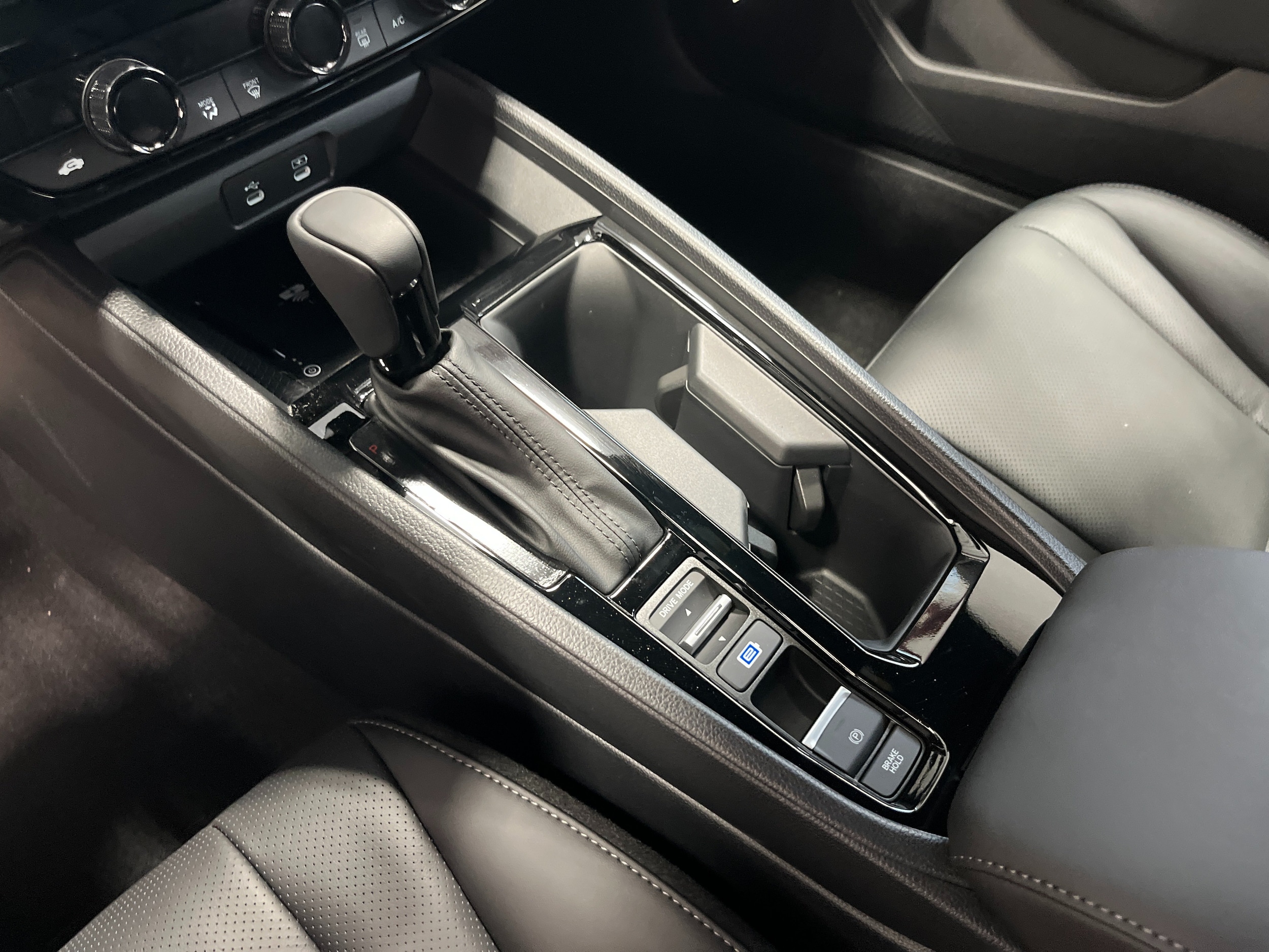 2026 Honda Accord Hybrid Sport-L - Photo 18