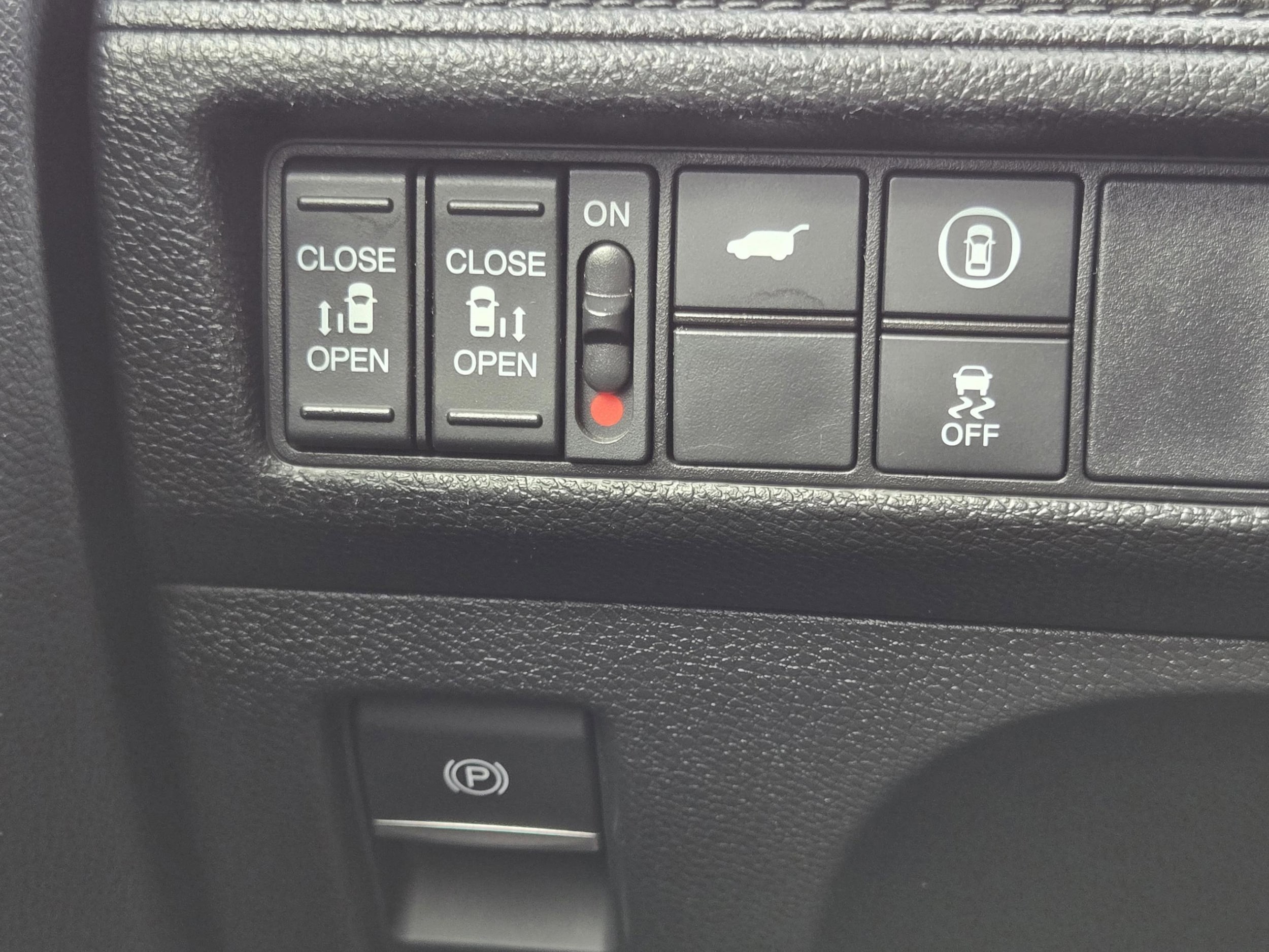 2023 Honda Odyssey EX-L - Photo 11