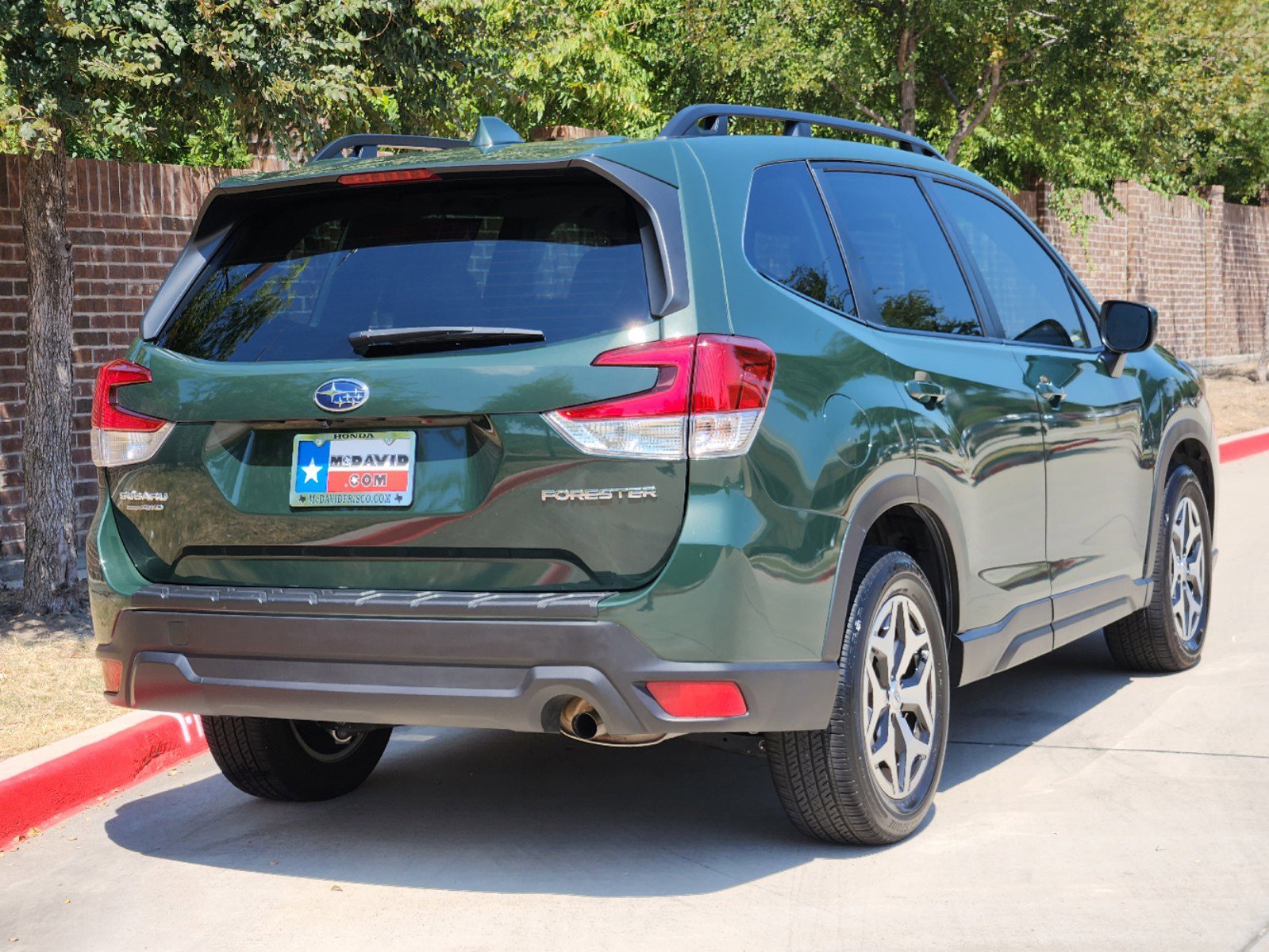 Used 2022 Subaru Forester Premium with VIN JF2SKAECXNH469635 for sale in Frisco, TX