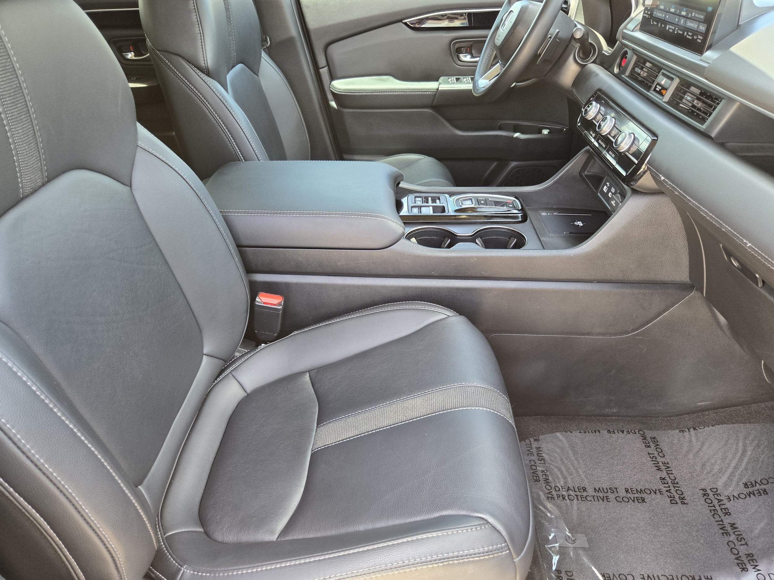 2024 Honda Pilot EX-L - Photo 14
