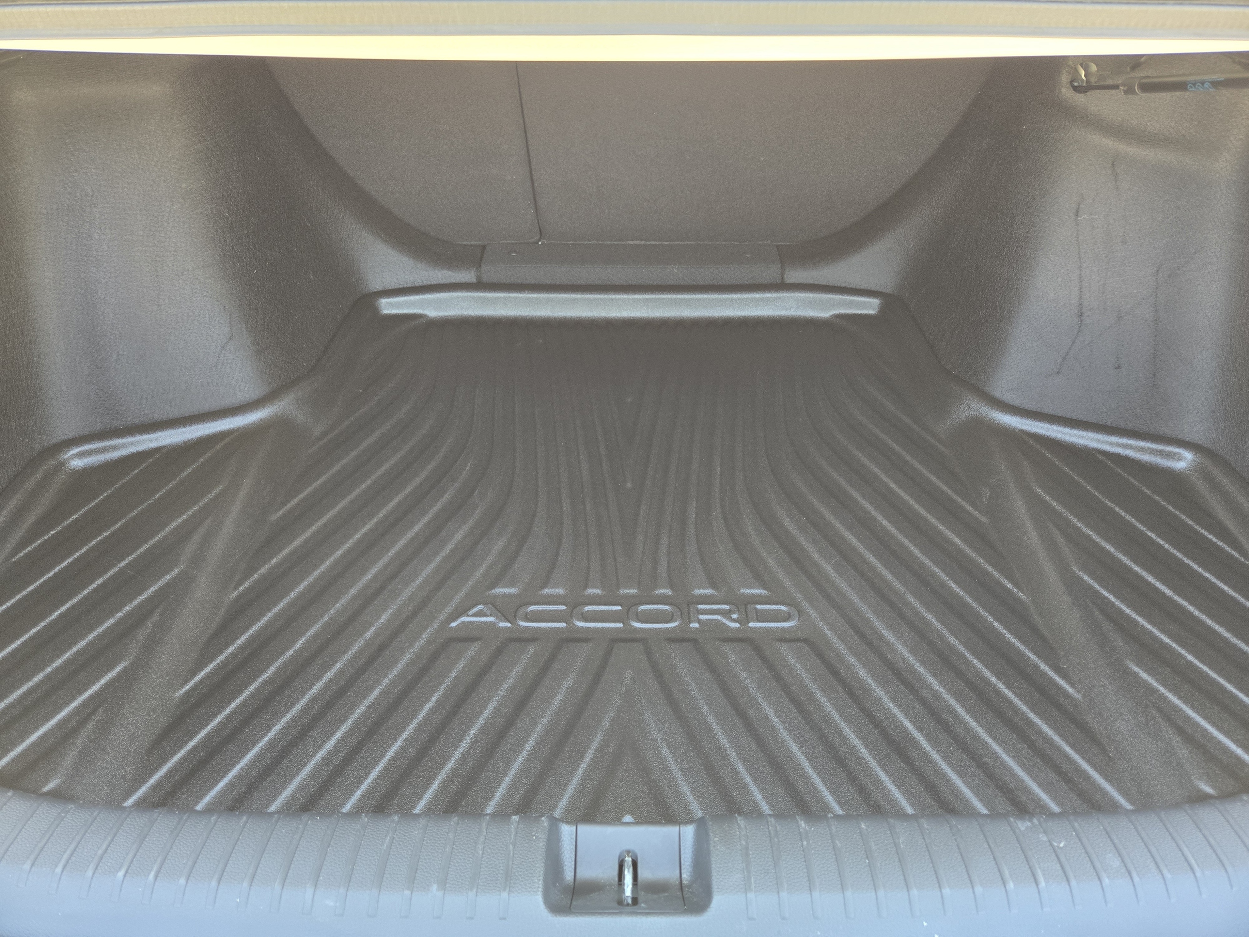 2023 Honda Accord EX - Photo 32