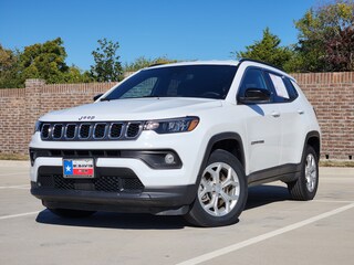 2024 Jeep Compass Latitude SUV