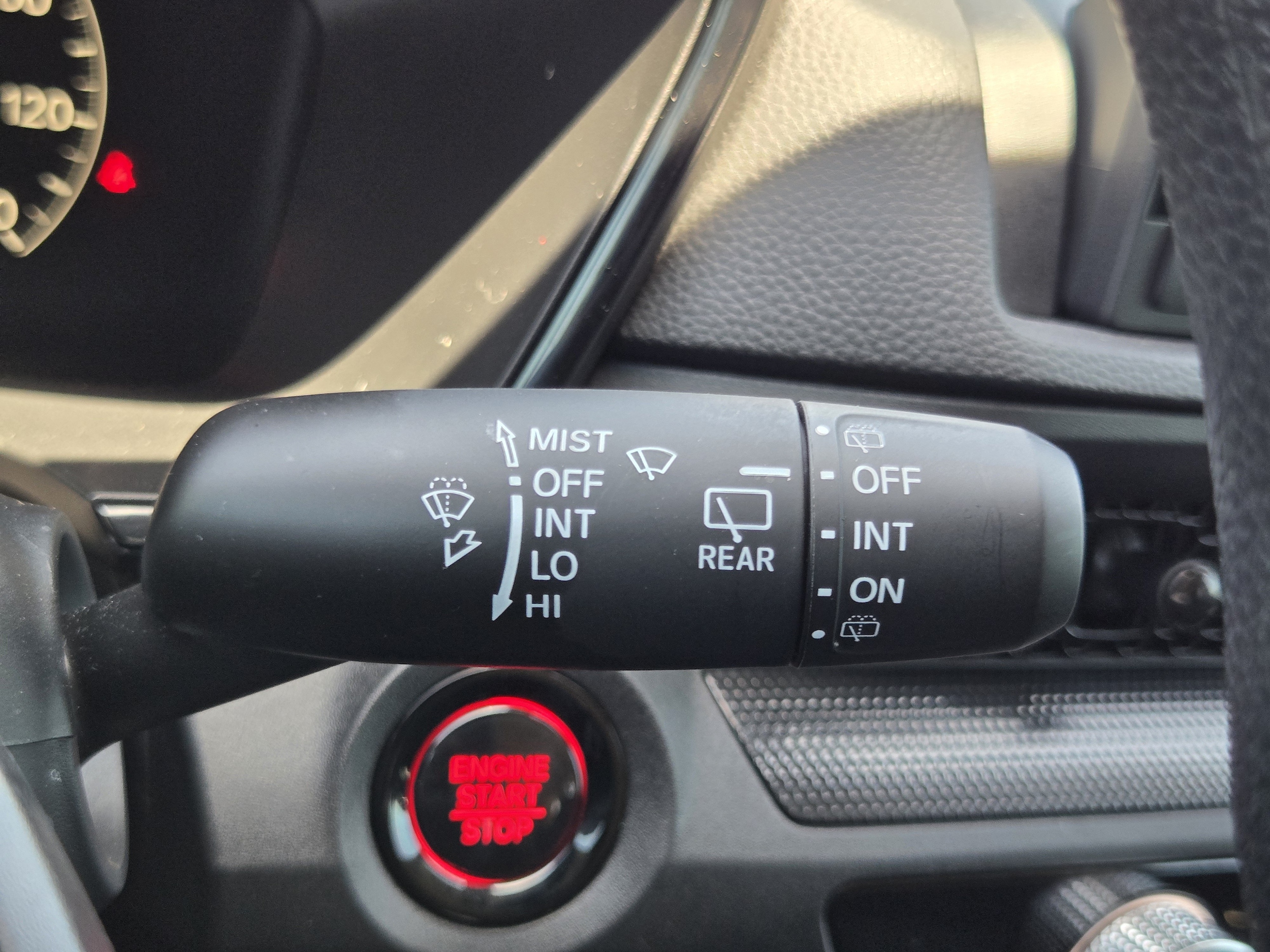 2025 Honda CR-V LX - Photo 21