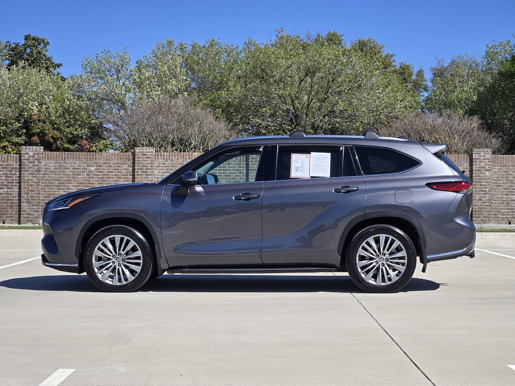 Used 2021 Toyota Highlander Platinum SUV