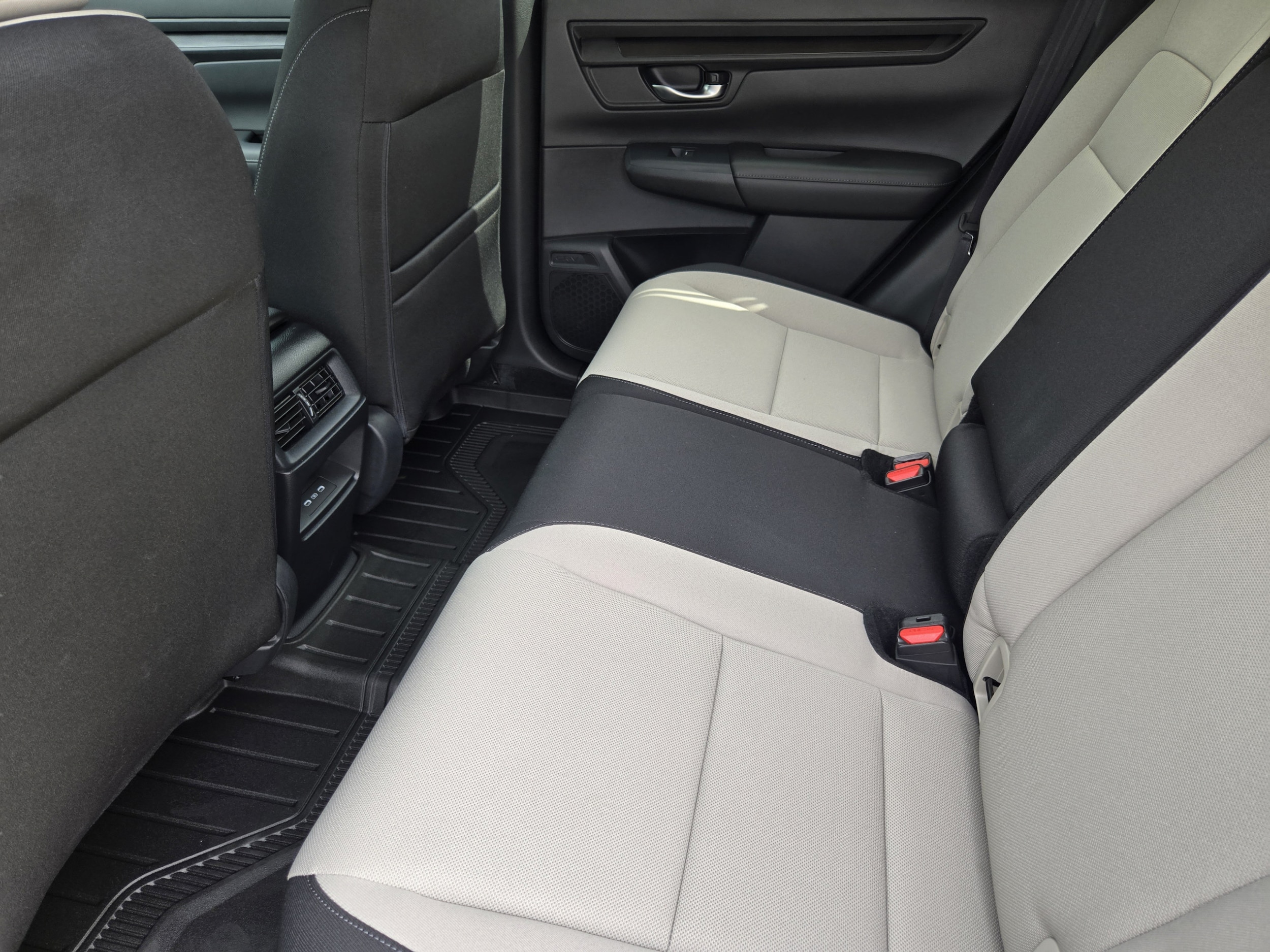 2025 Honda CR-V EX - Photo 27