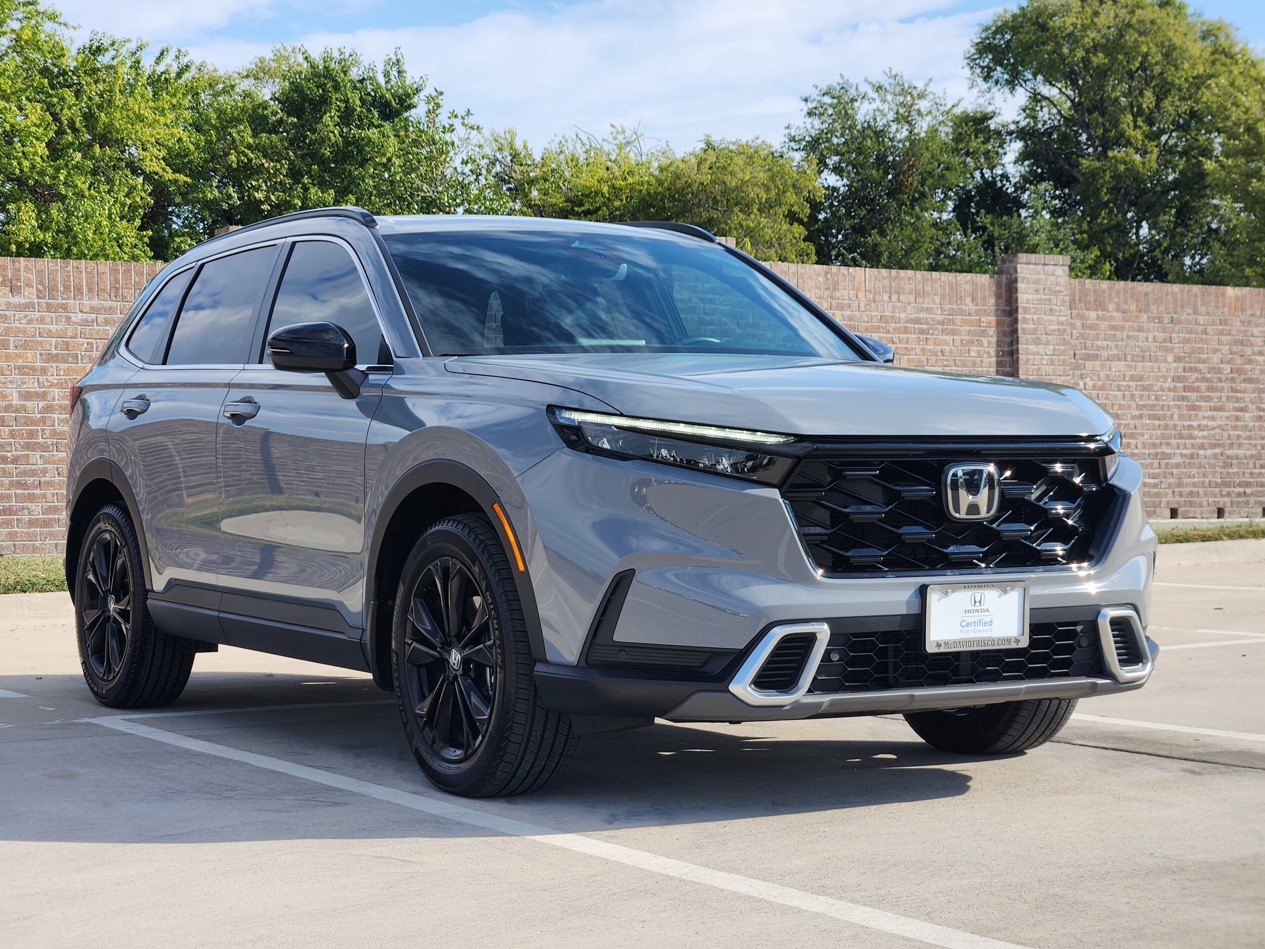 2024 Honda CR-V Hybrid Sport Touring photo 2