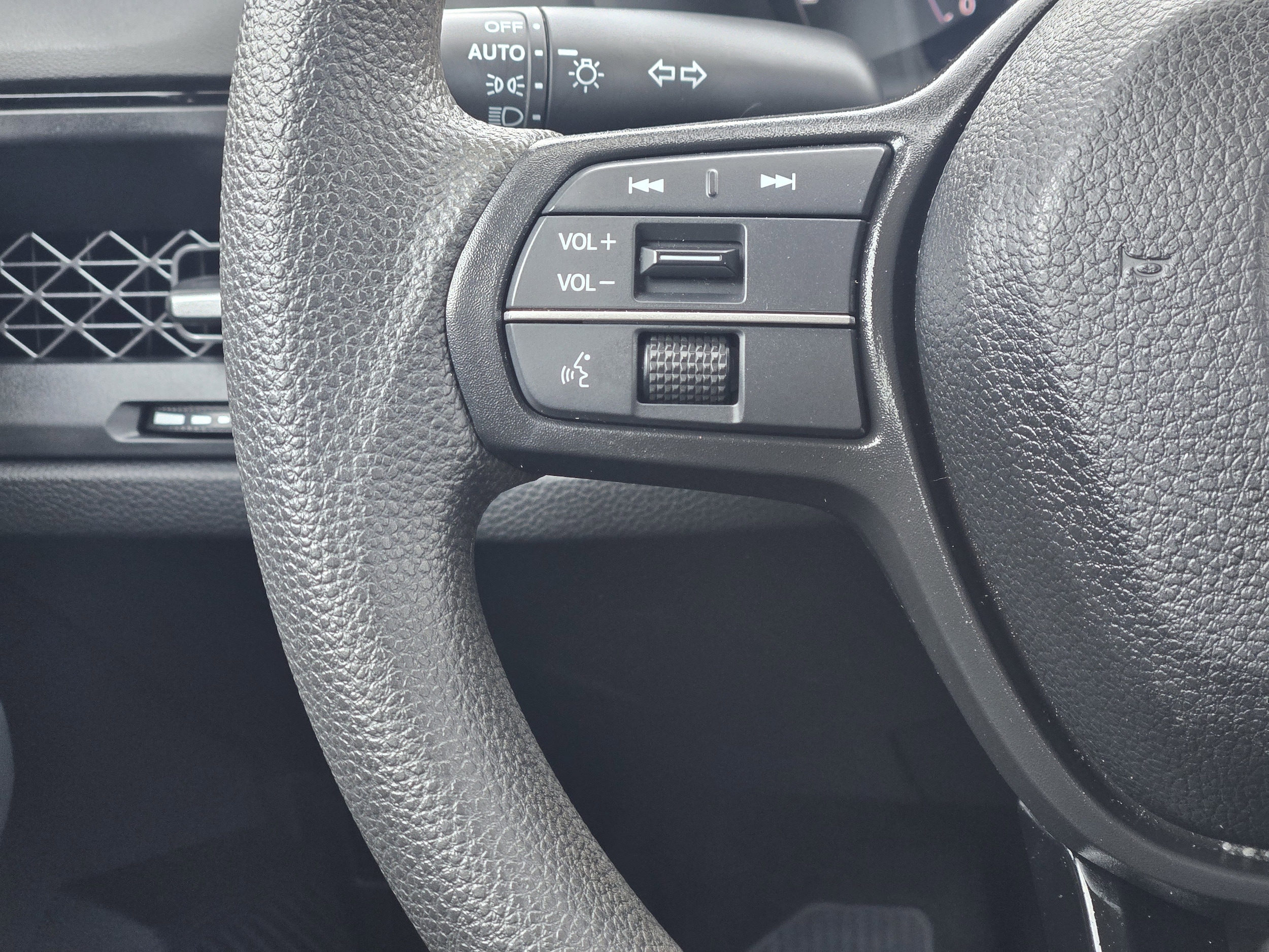 2024 Honda Accord EX - Photo 29