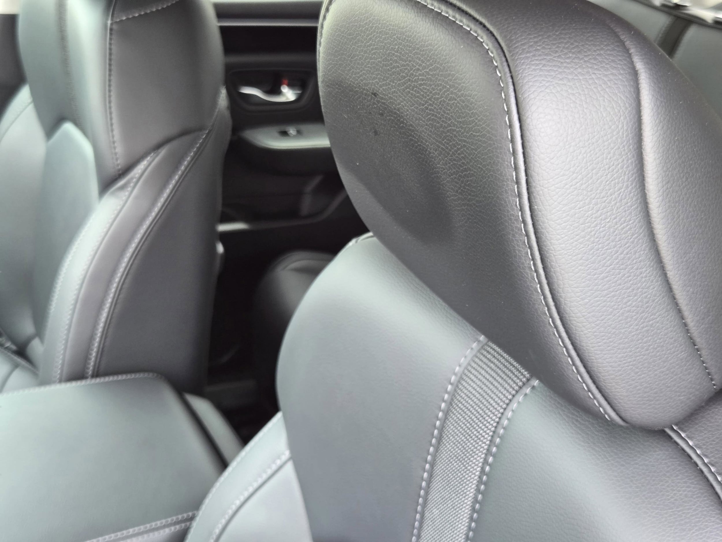 2025 Honda Pilot Touring - Photo 11