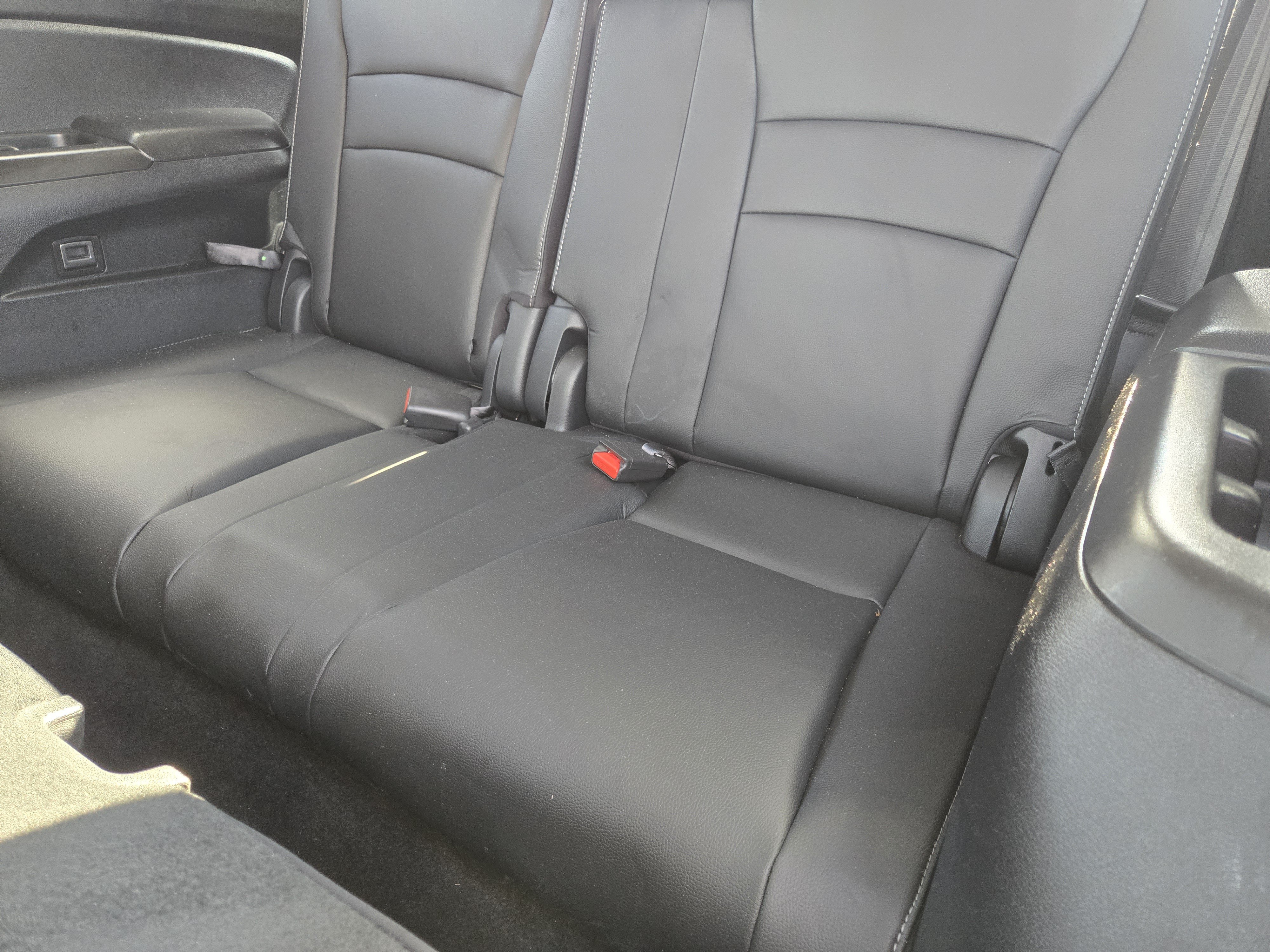 2022 Honda Pilot SE - Photo 32