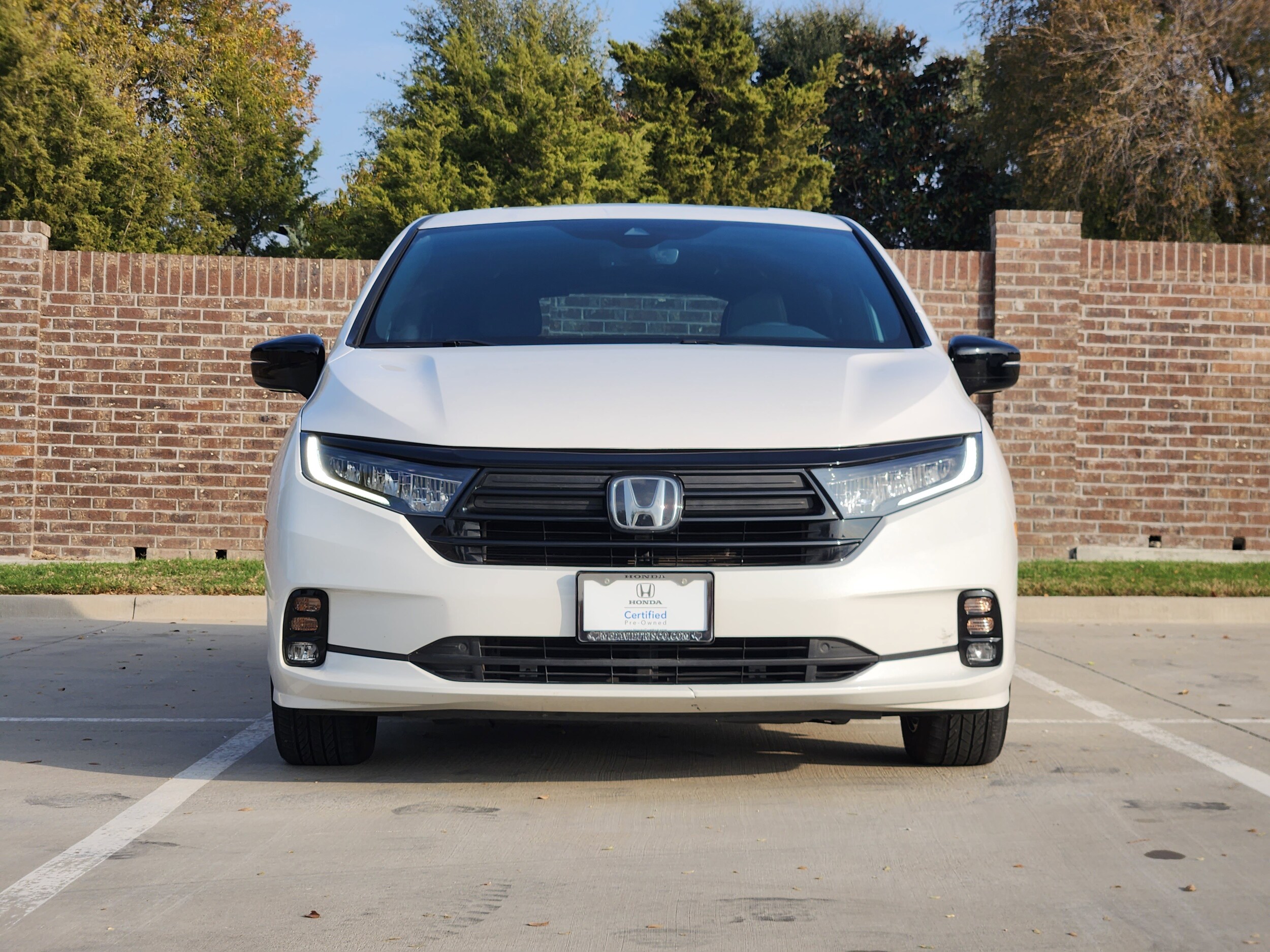 2024 Honda Odyssey Sport photo 2