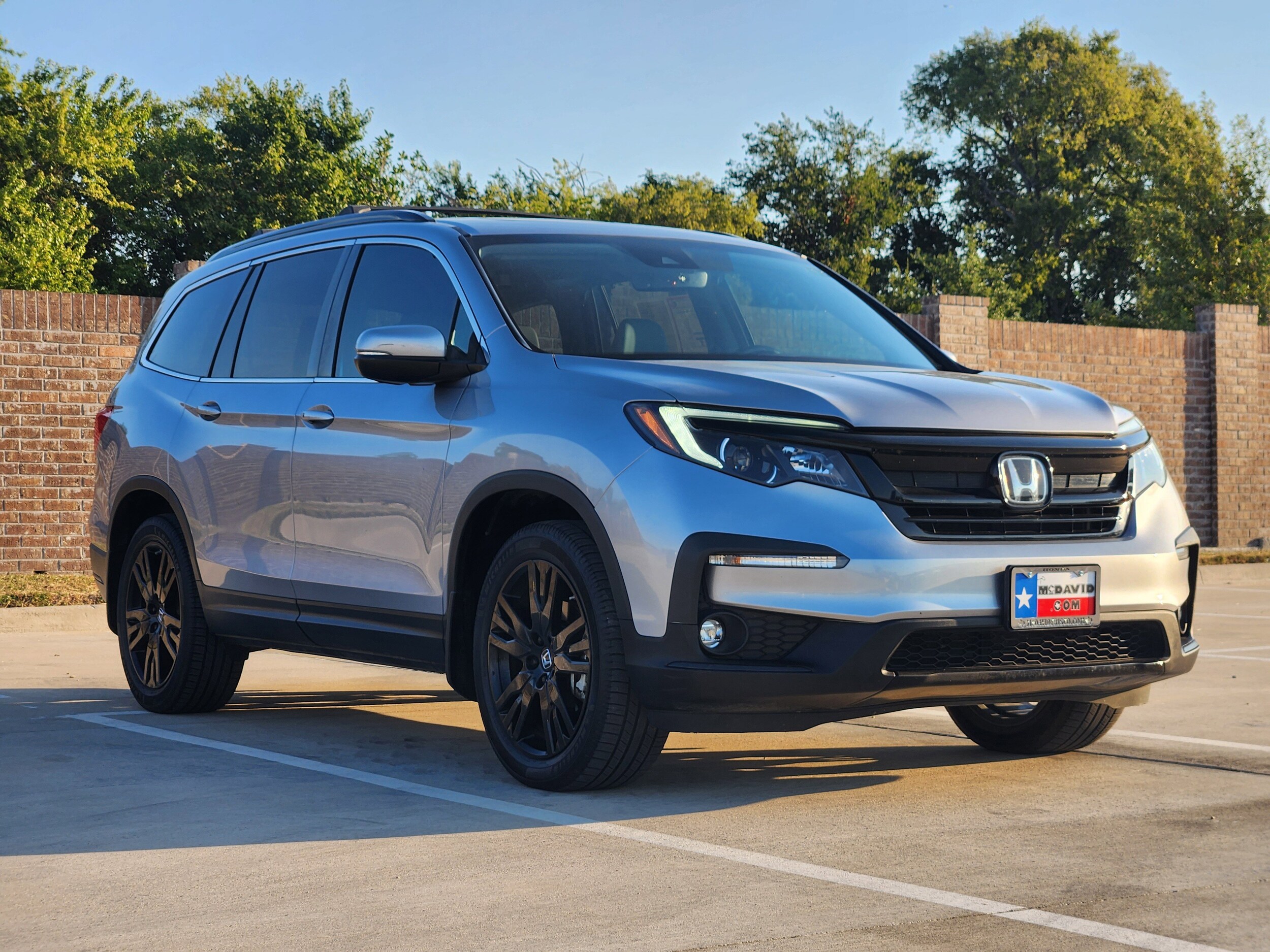 2022 Honda Pilot Special Edition photo 3